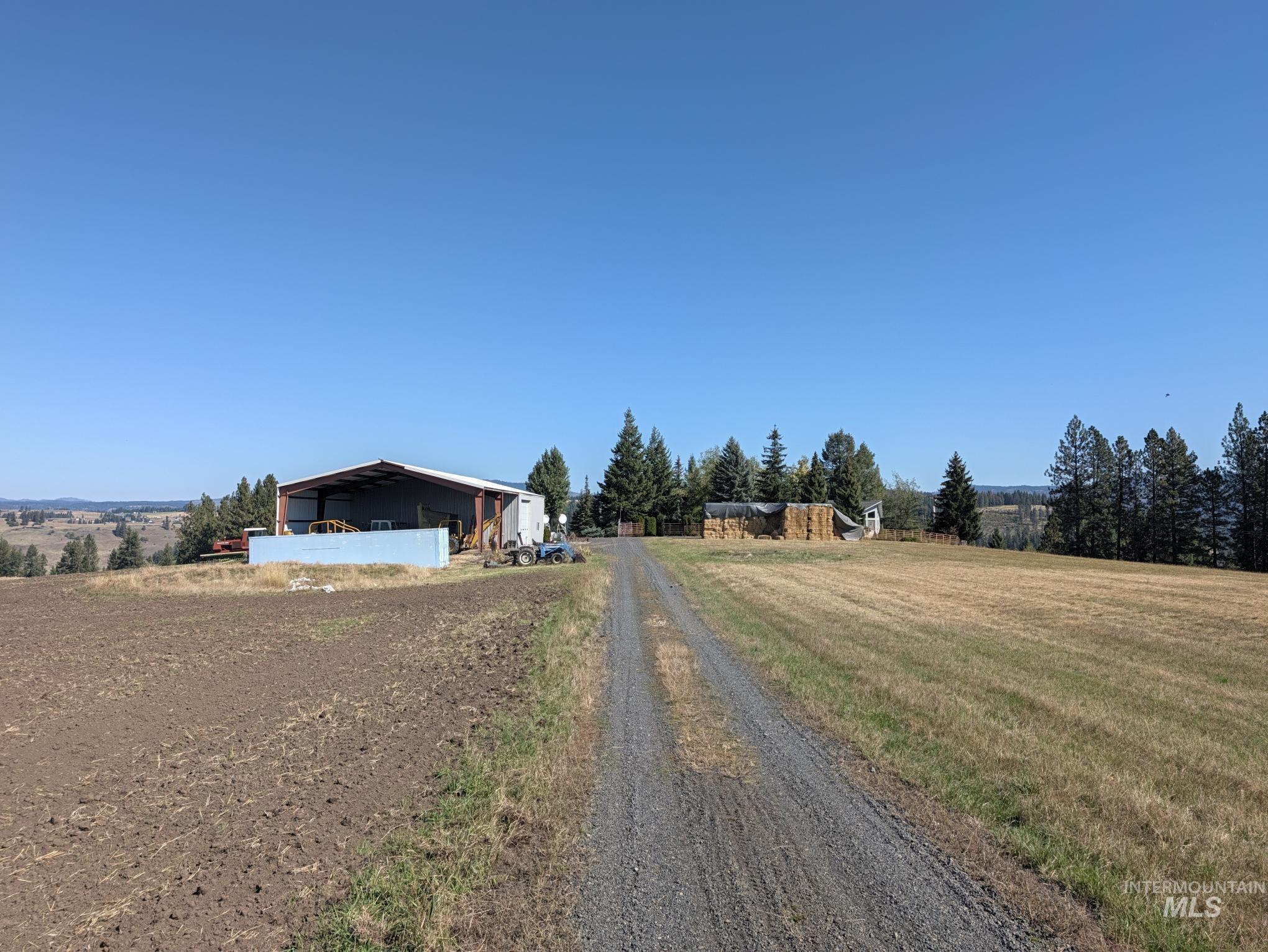 1249 Battle Ridge Road Property Photo 3