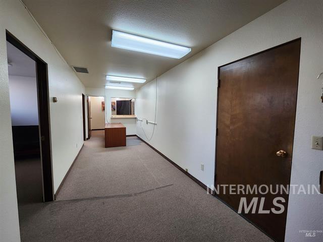 307 19th St. Property Photo 9