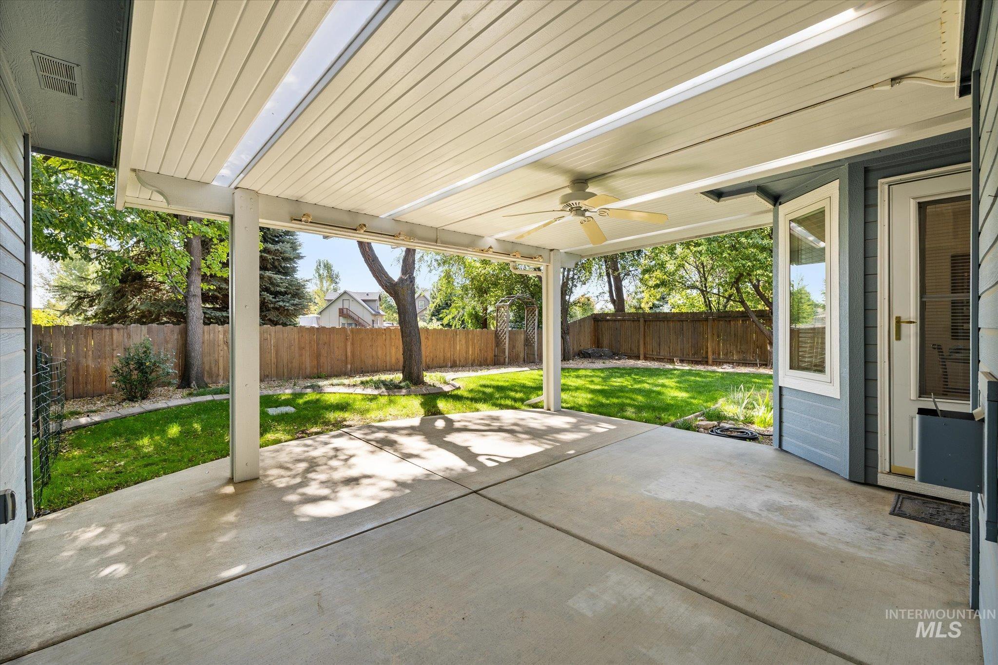 8261 W Galactic Ct Property Photo 4