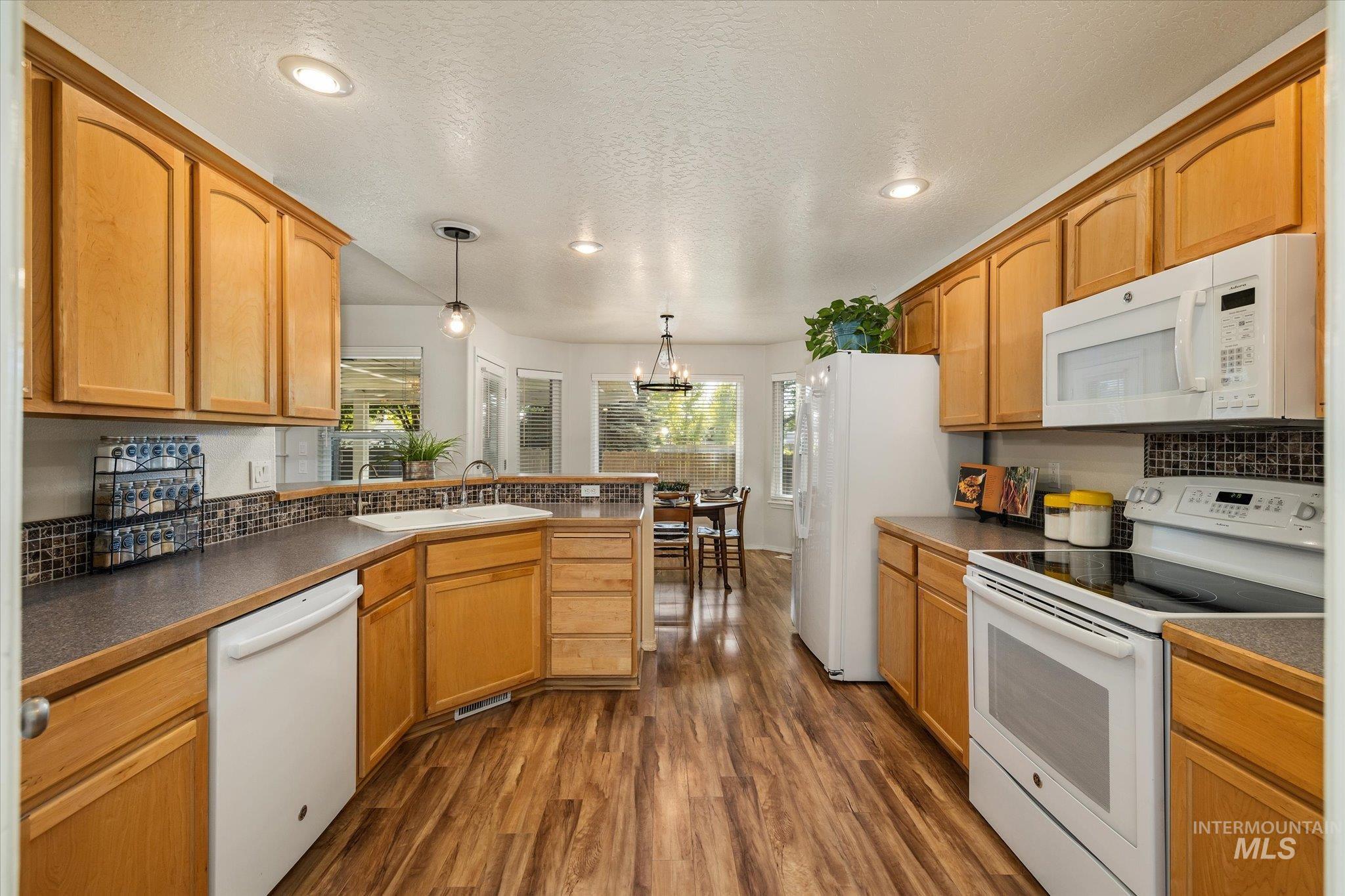 8261 W Galactic Ct Property Photo 14