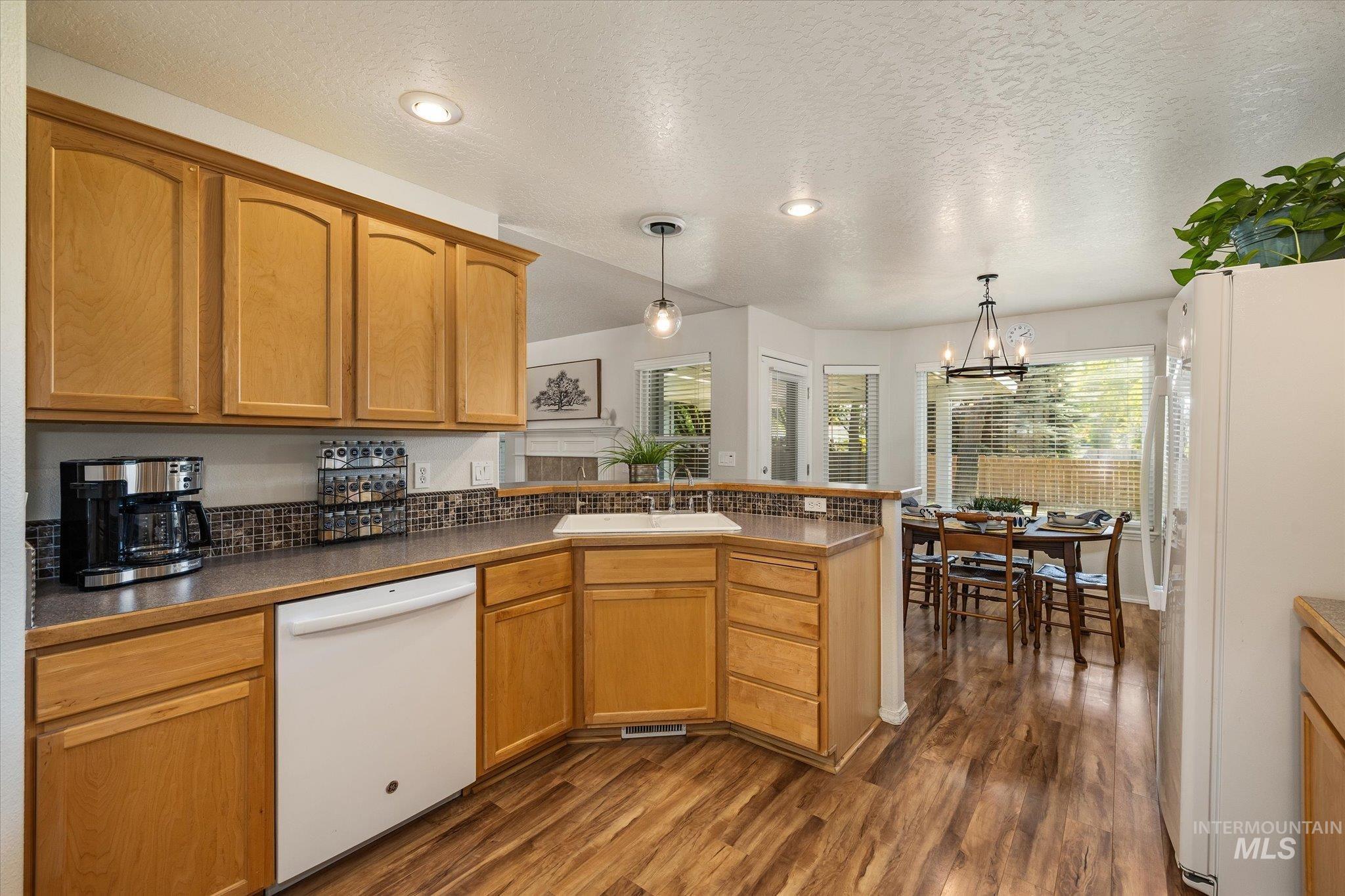 8261 W Galactic Ct Property Photo 17