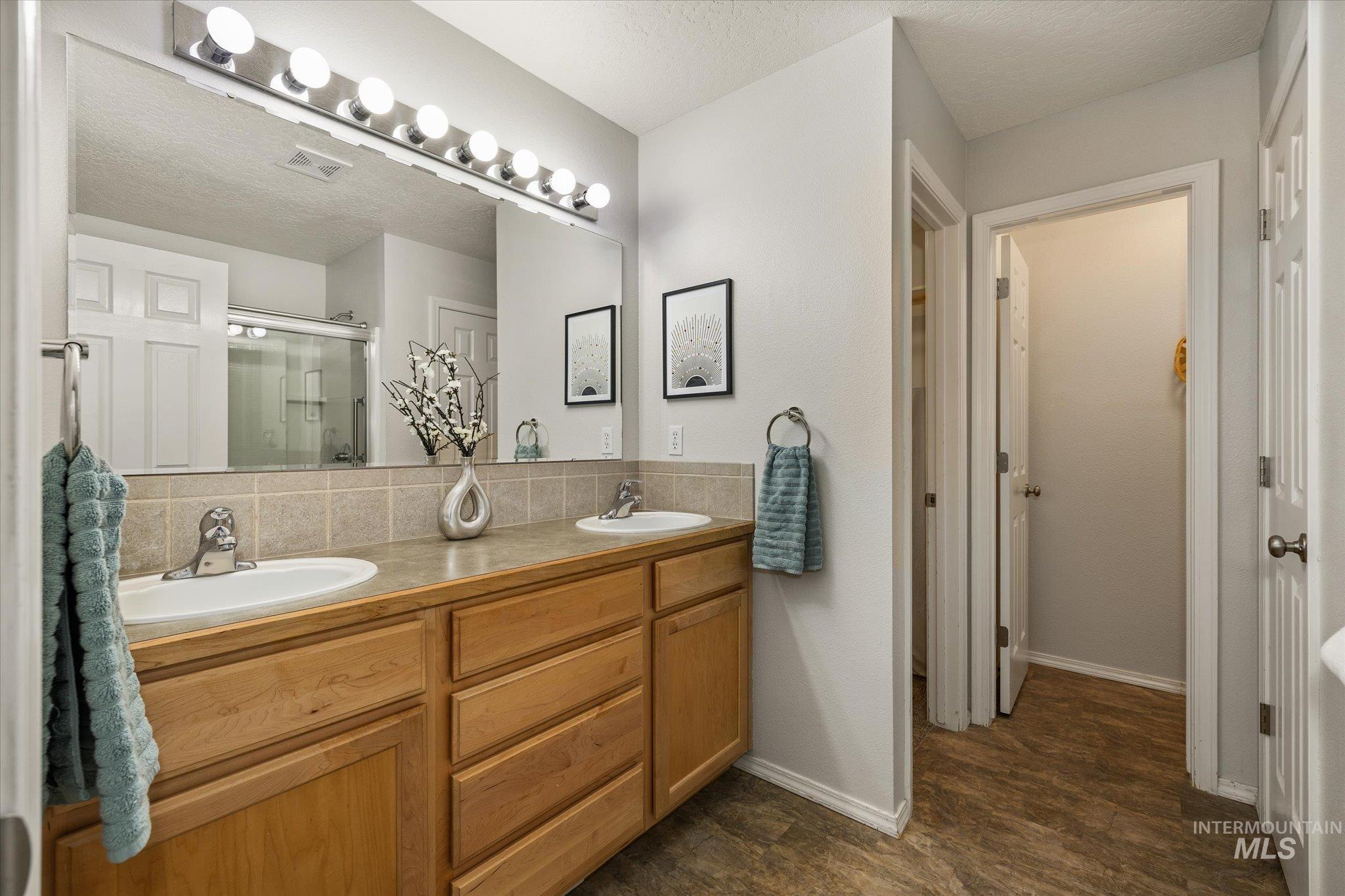 8261 W Galactic Ct Property Photo 25