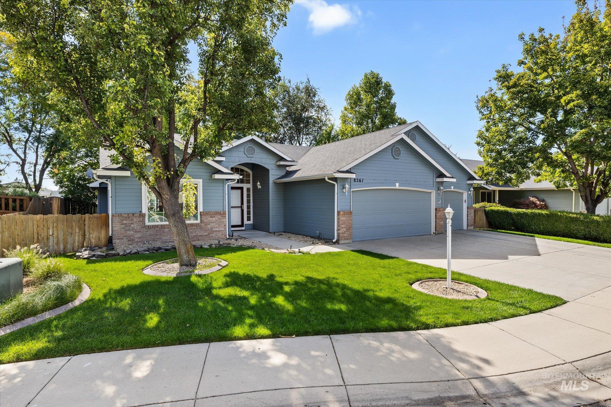 8261 W Galactic Ct Property Photo 40