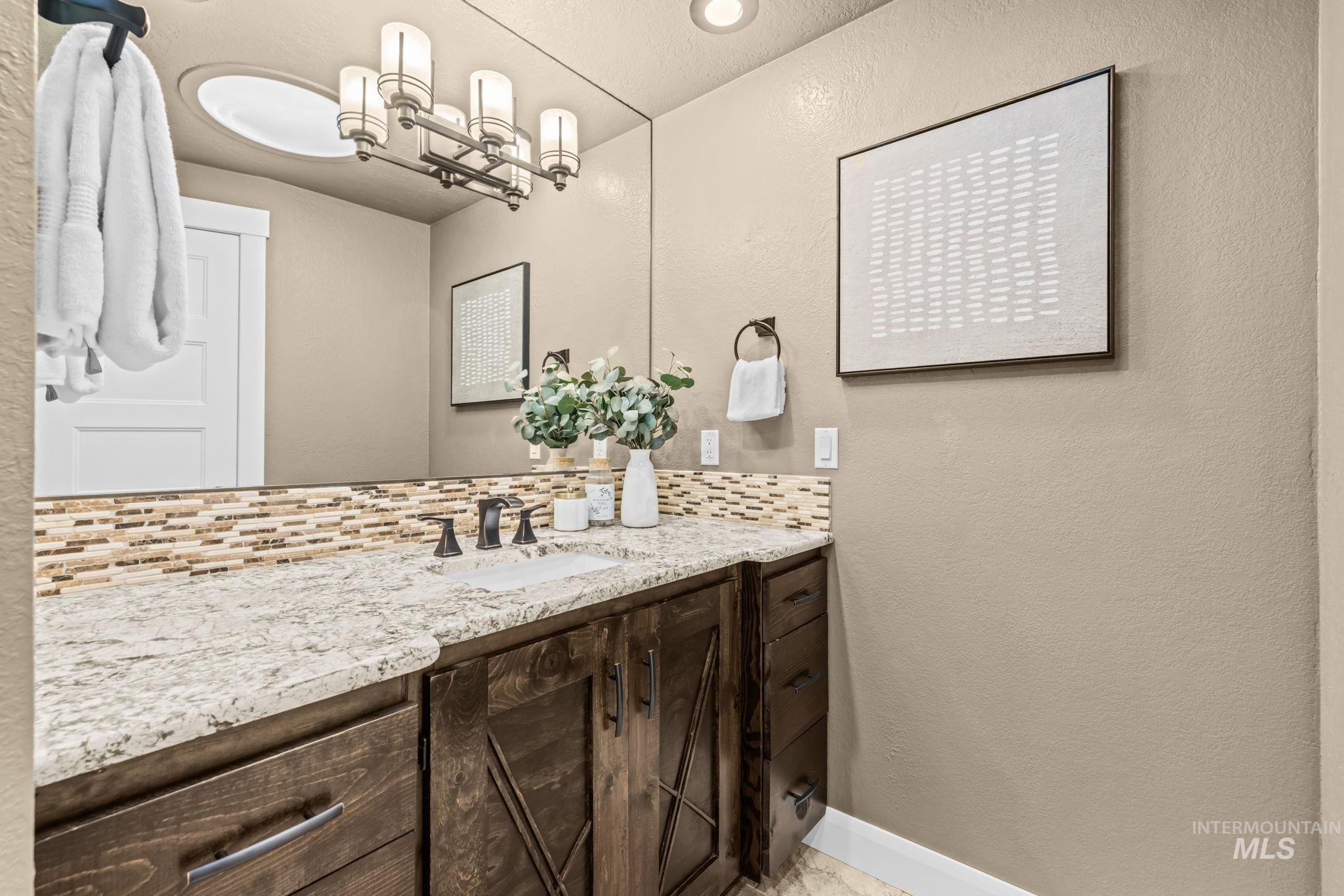 2013 S Coloma Way Property Photo 21