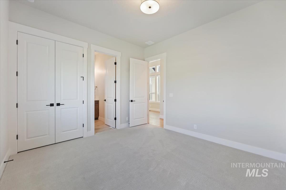 6029 W Carnock Dr Property Photo 28