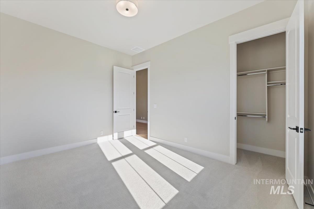 6029 W Carnock Dr Property Photo 34