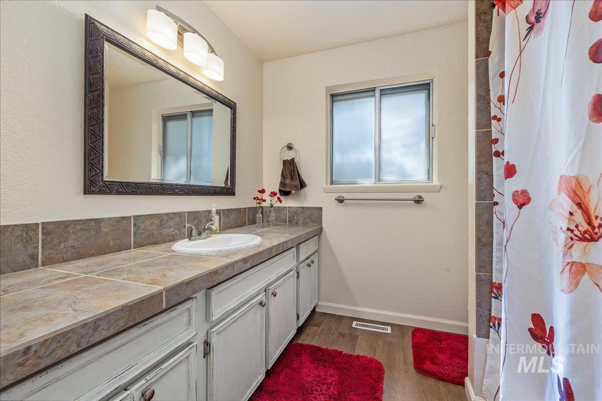 1339 W Carlton St Property Photo 19