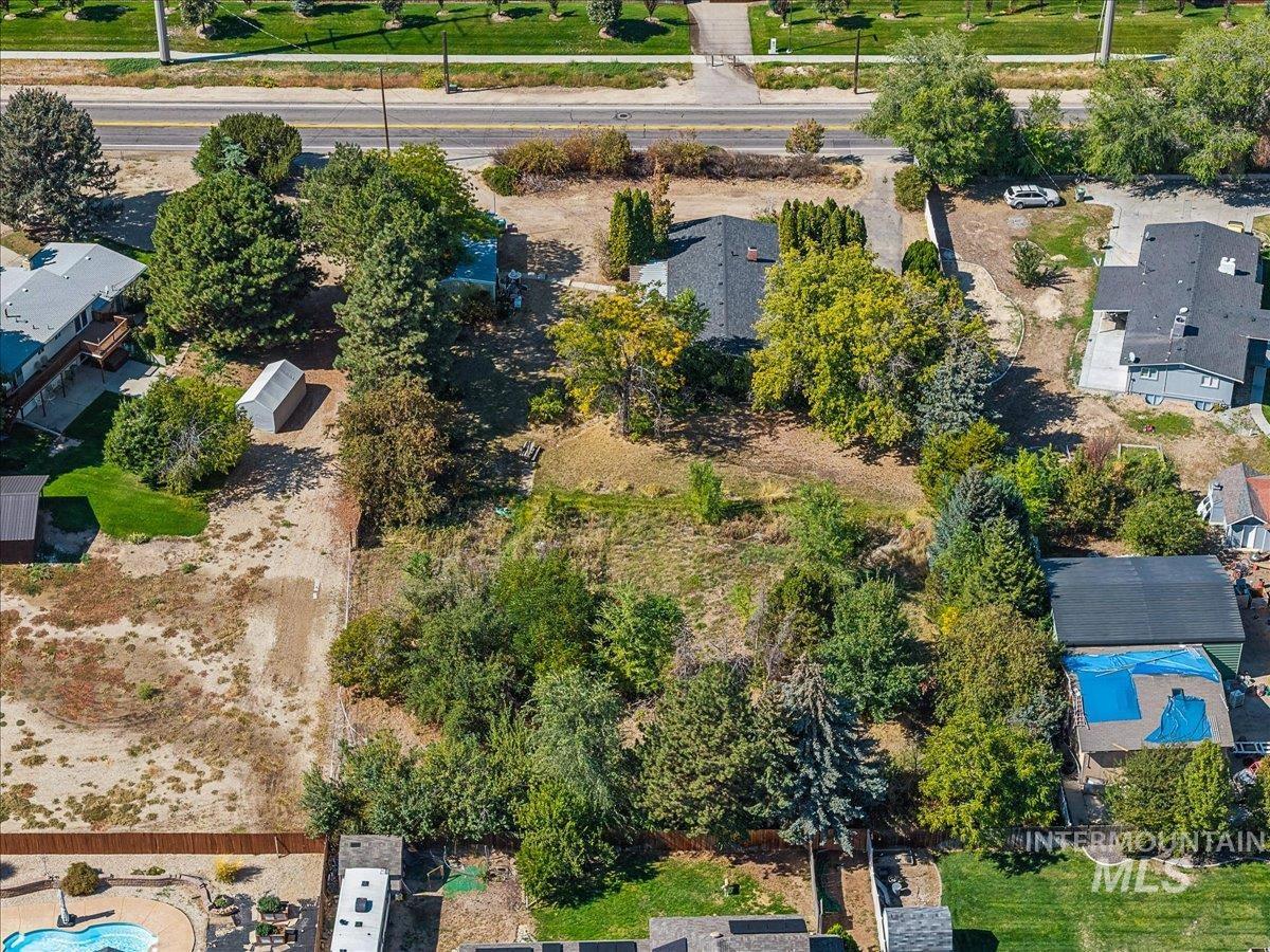 2530 S Cloverdale Rd Property Photo 30