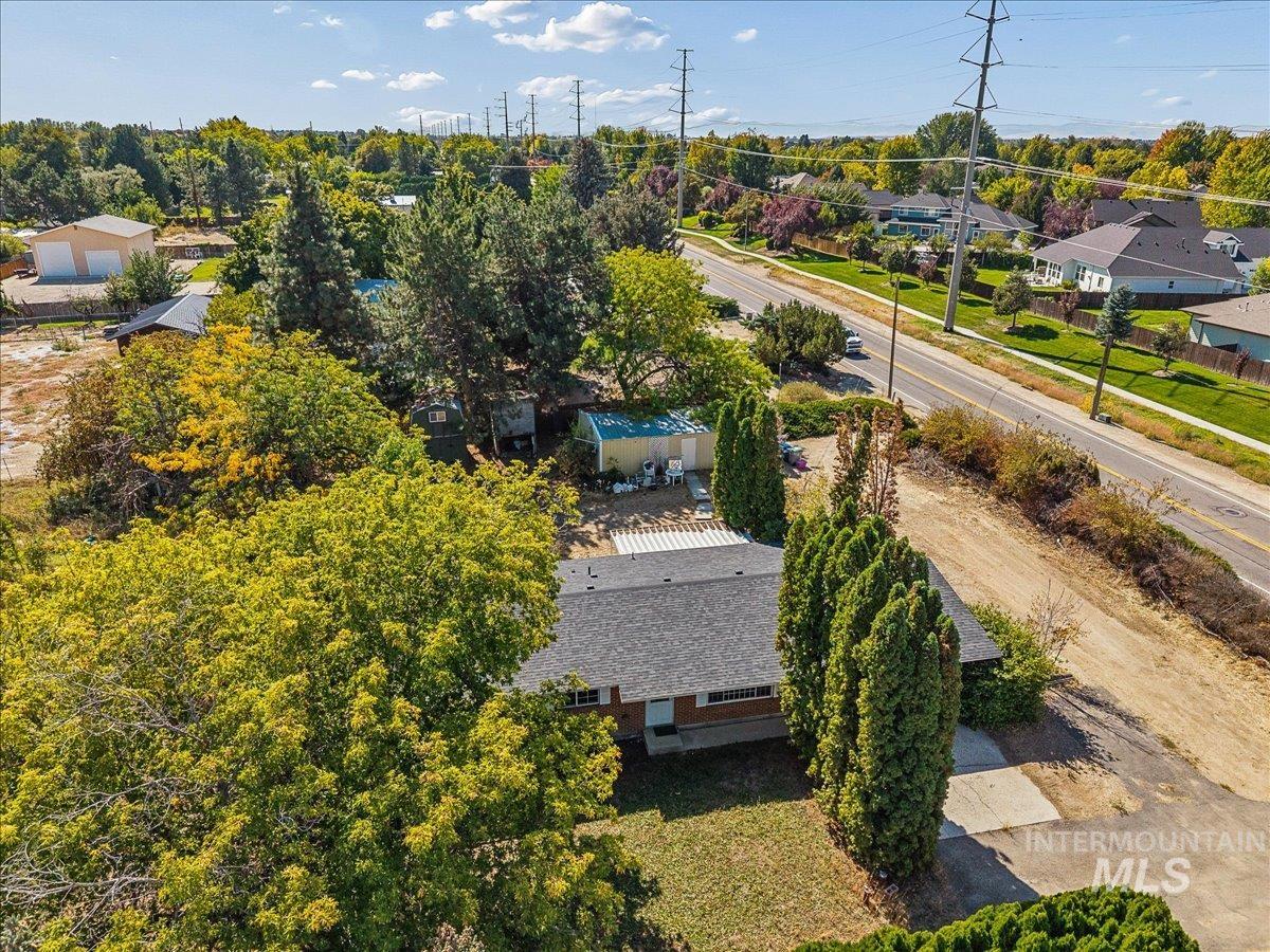 2530 S Cloverdale Rd Property Photo 36