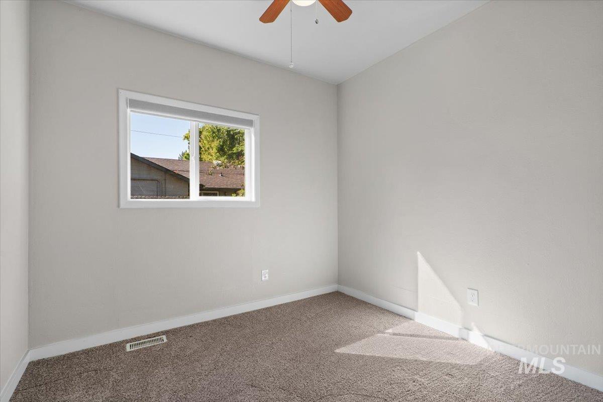 3516 N North Street Property Photo 24