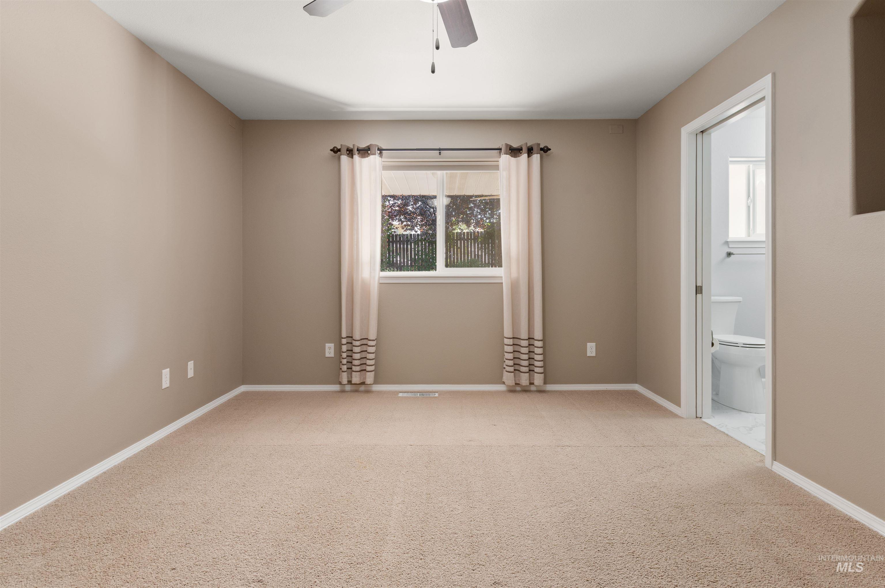 824 Cypress St Property Photo 15