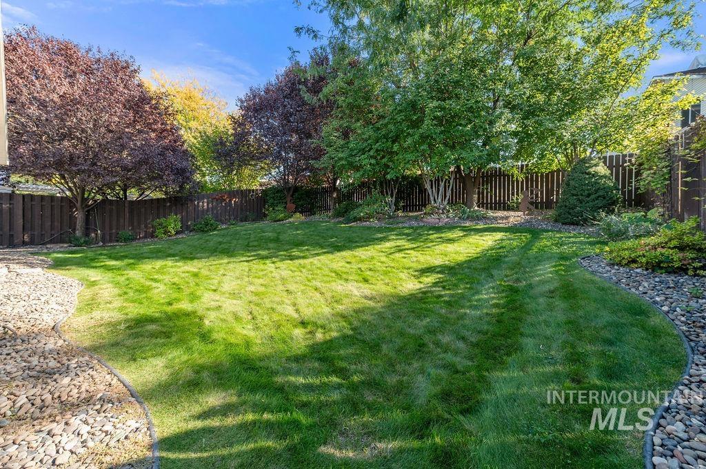 824 Cypress St Property Photo 29