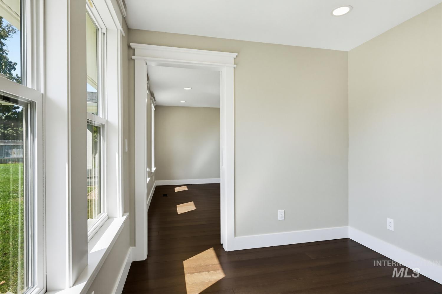 11253 Meadowbrook Dr Property Photo 21