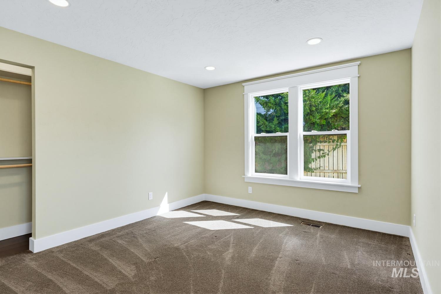 11253 Meadowbrook Dr Property Photo 33