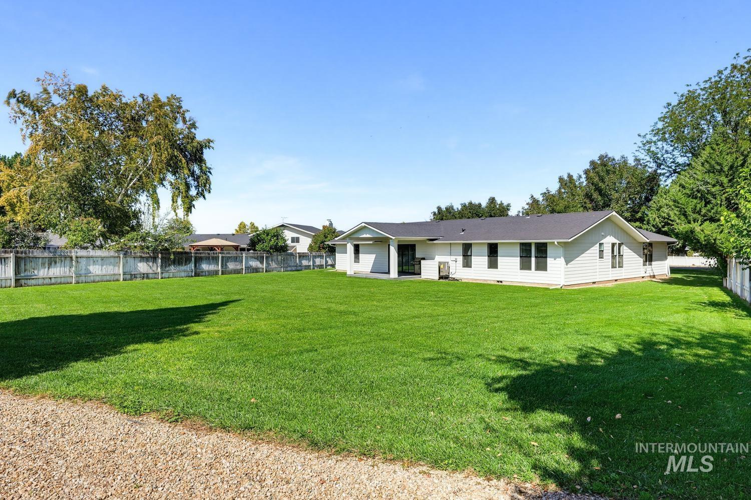 11253 Meadowbrook Dr Property Photo 40
