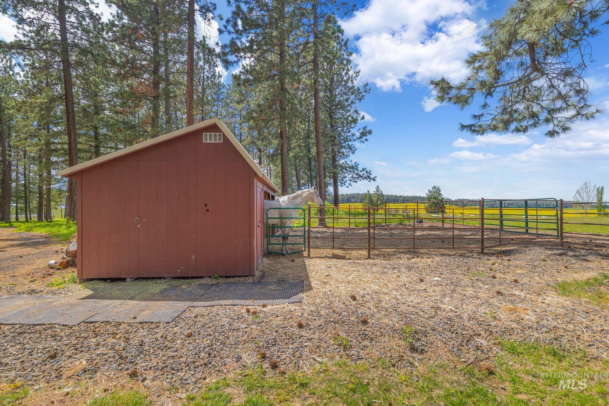 1820 Winchester Rd Property Photo 8