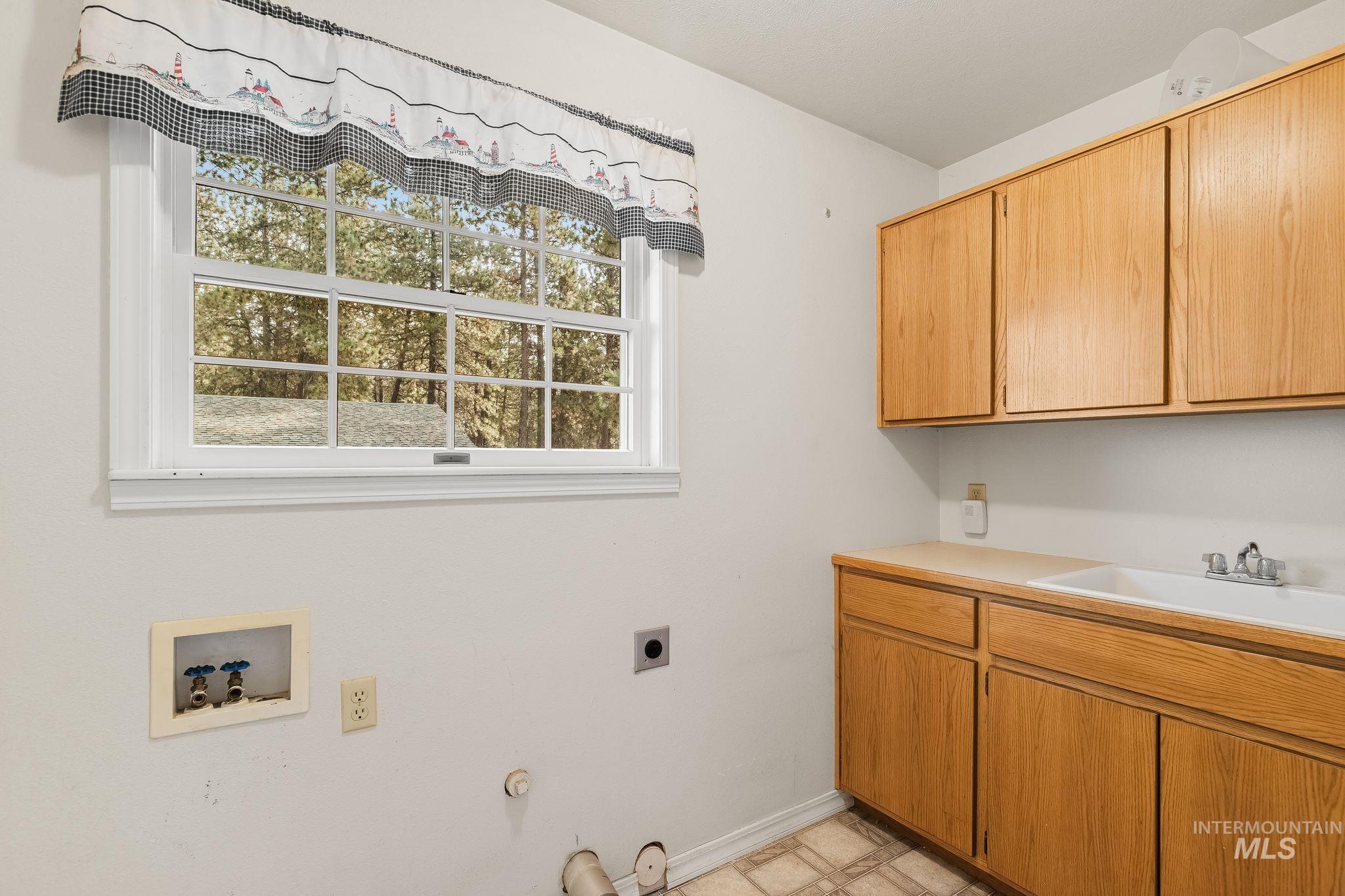1820 Winchester Rd Property Photo 16