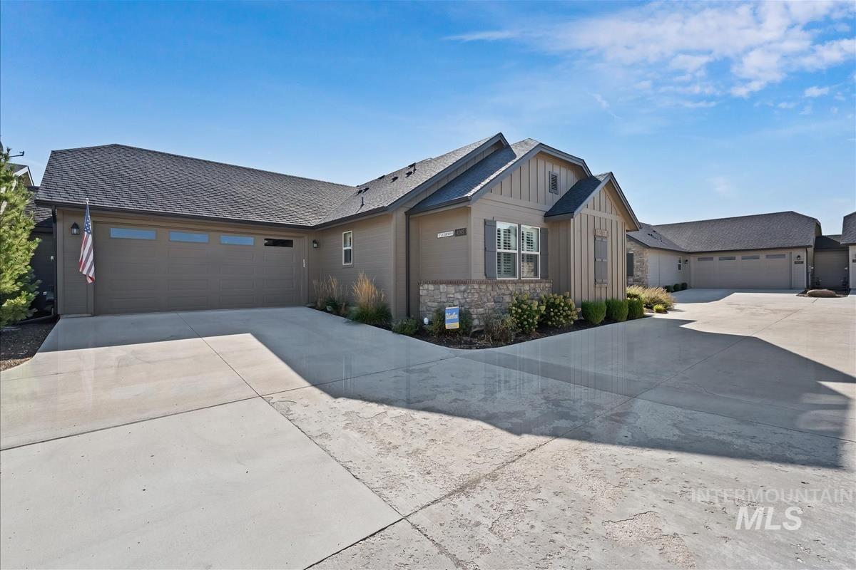 4265 E Bellina Ln Property Photo 1