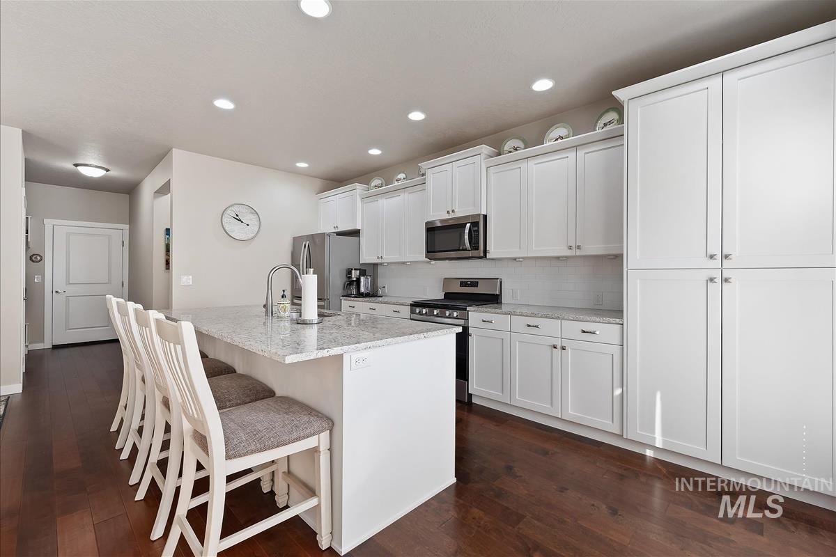 4265 E Bellina Ln Property Photo 7