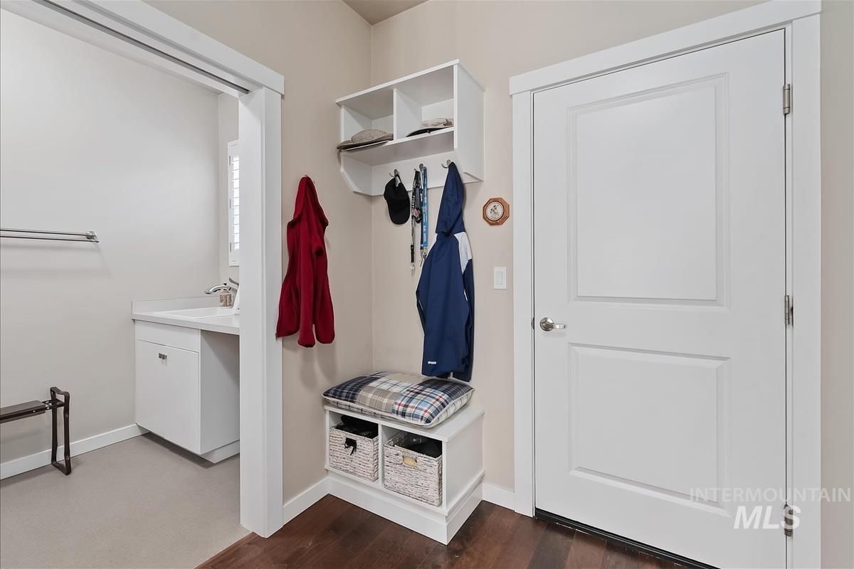 4265 E Bellina Ln Property Photo 18