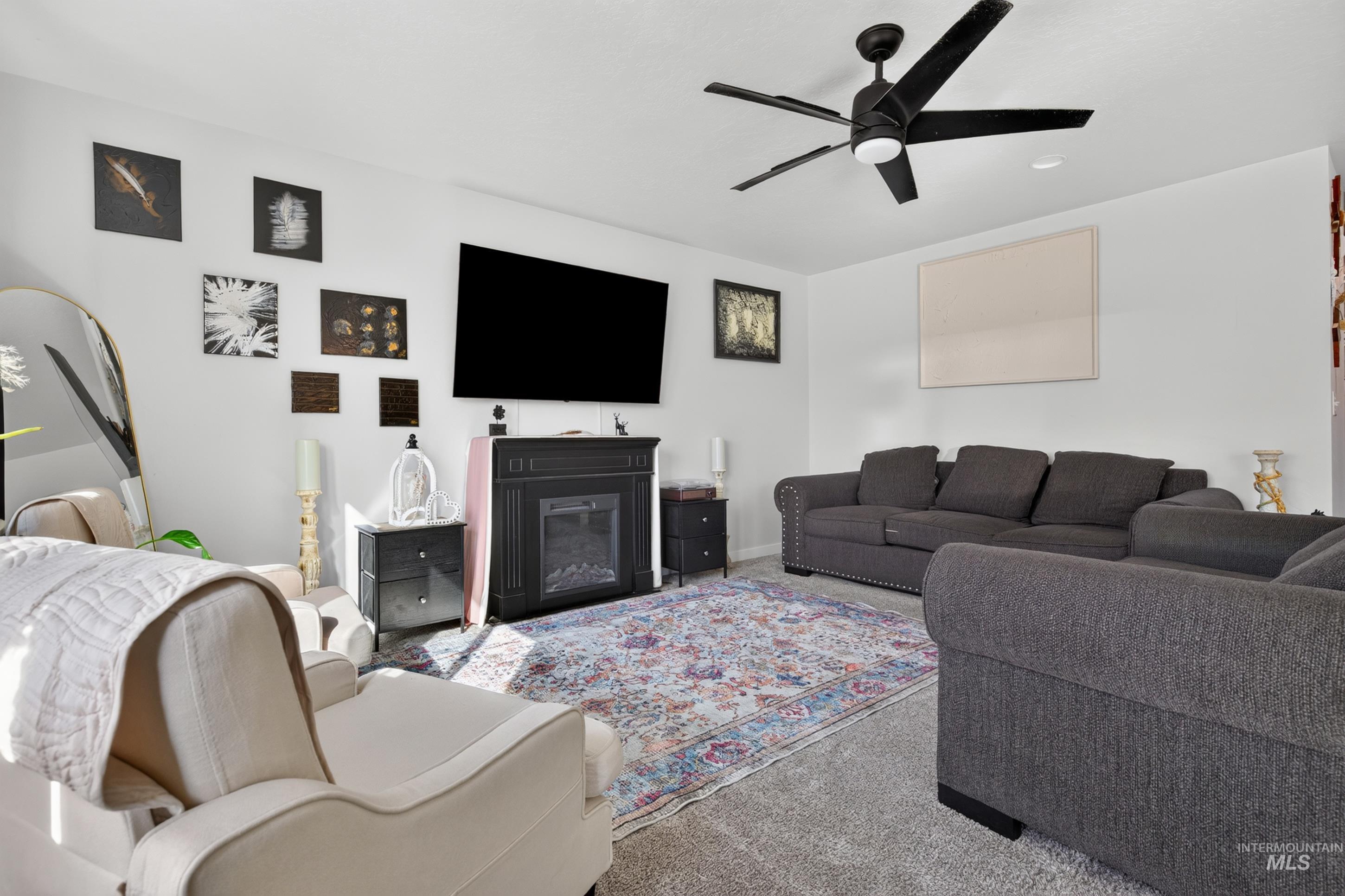 12335 Noreen St Property Photo 10