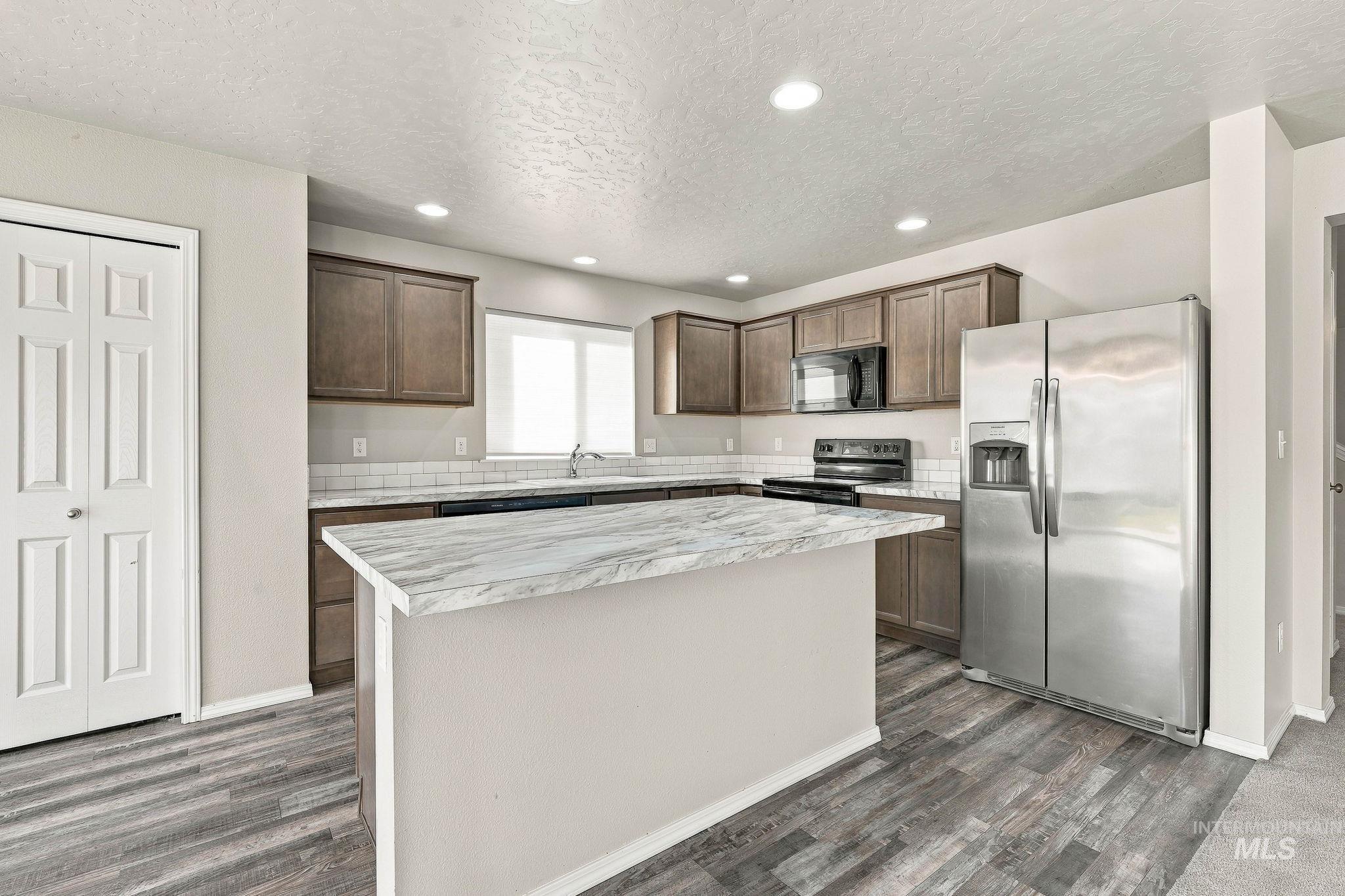 17796 E Pegram Way Property Photo 14