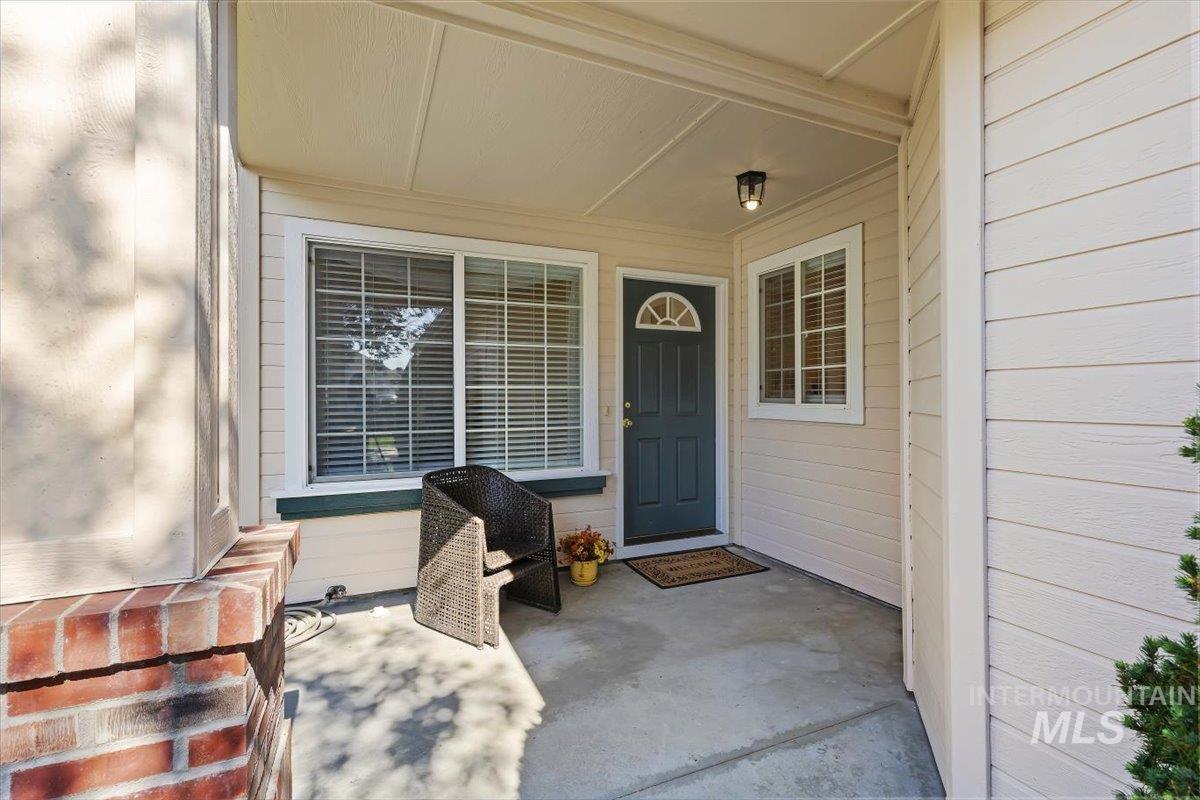3308 W Moon Lake Lane Property Photo 2