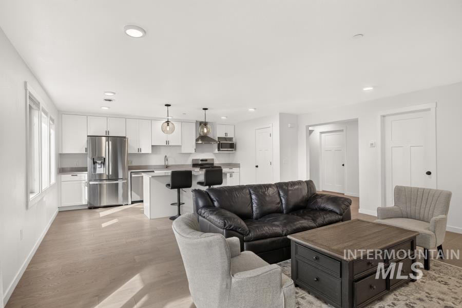 103 N Almon #204 Property Photo 10