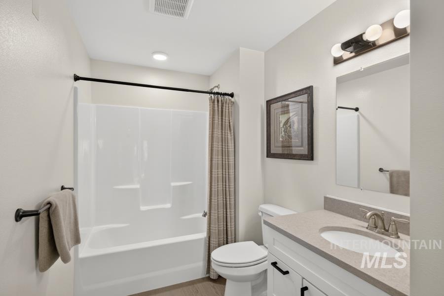 103 N Almon #204 Property Photo 27