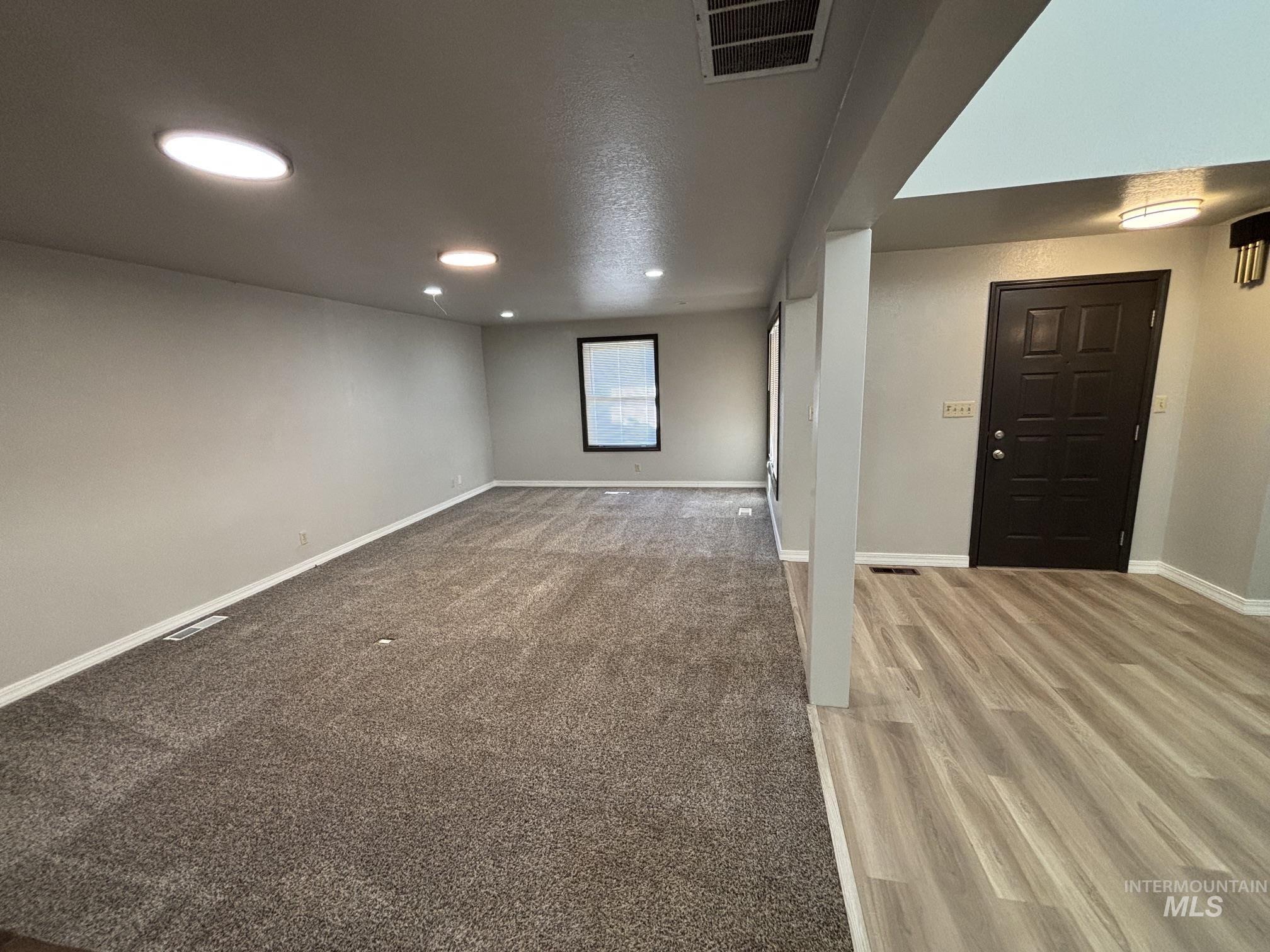 1876 W Malad Ln Property Photo 4