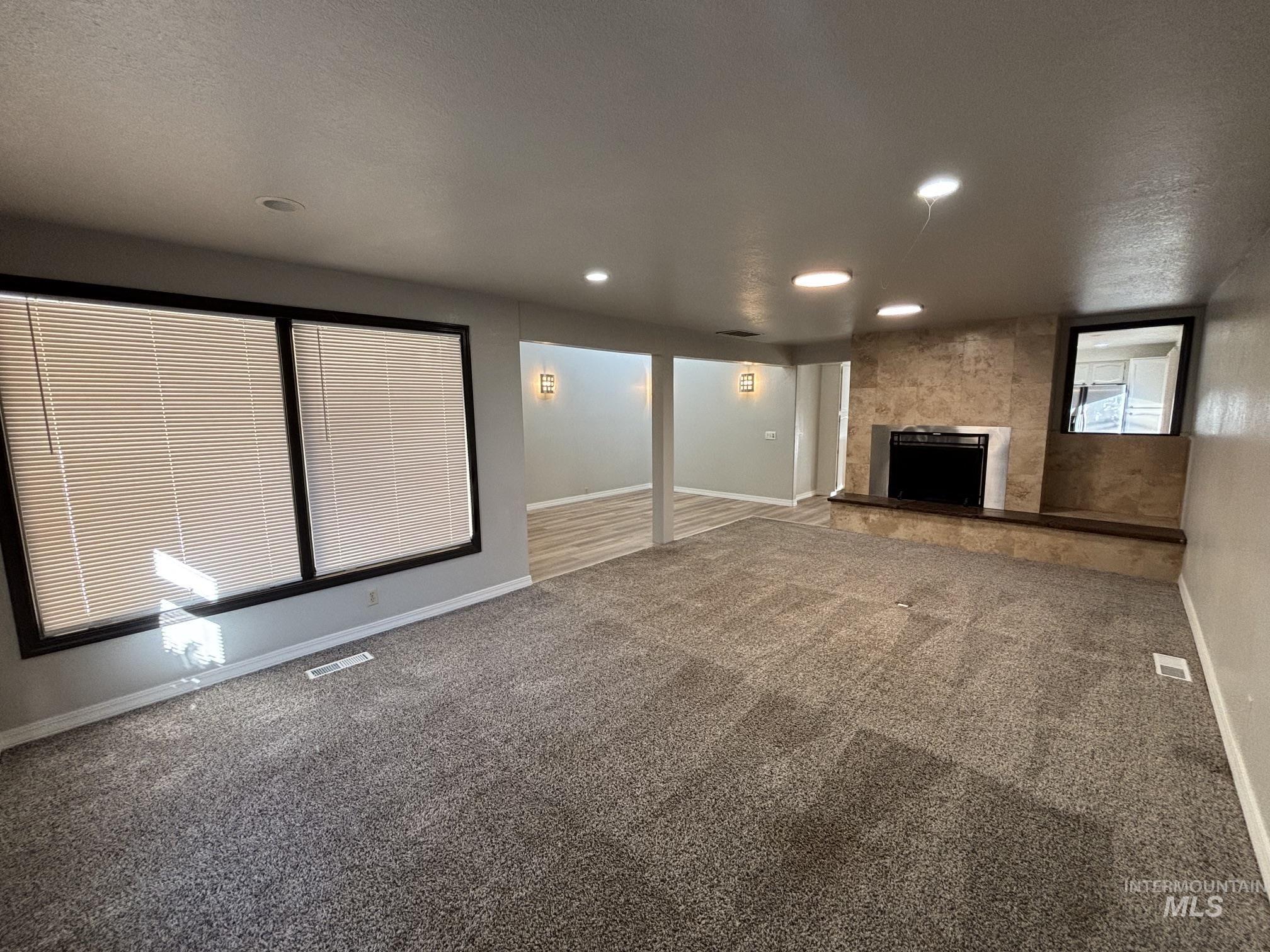 1876 W Malad Ln Property Photo 6