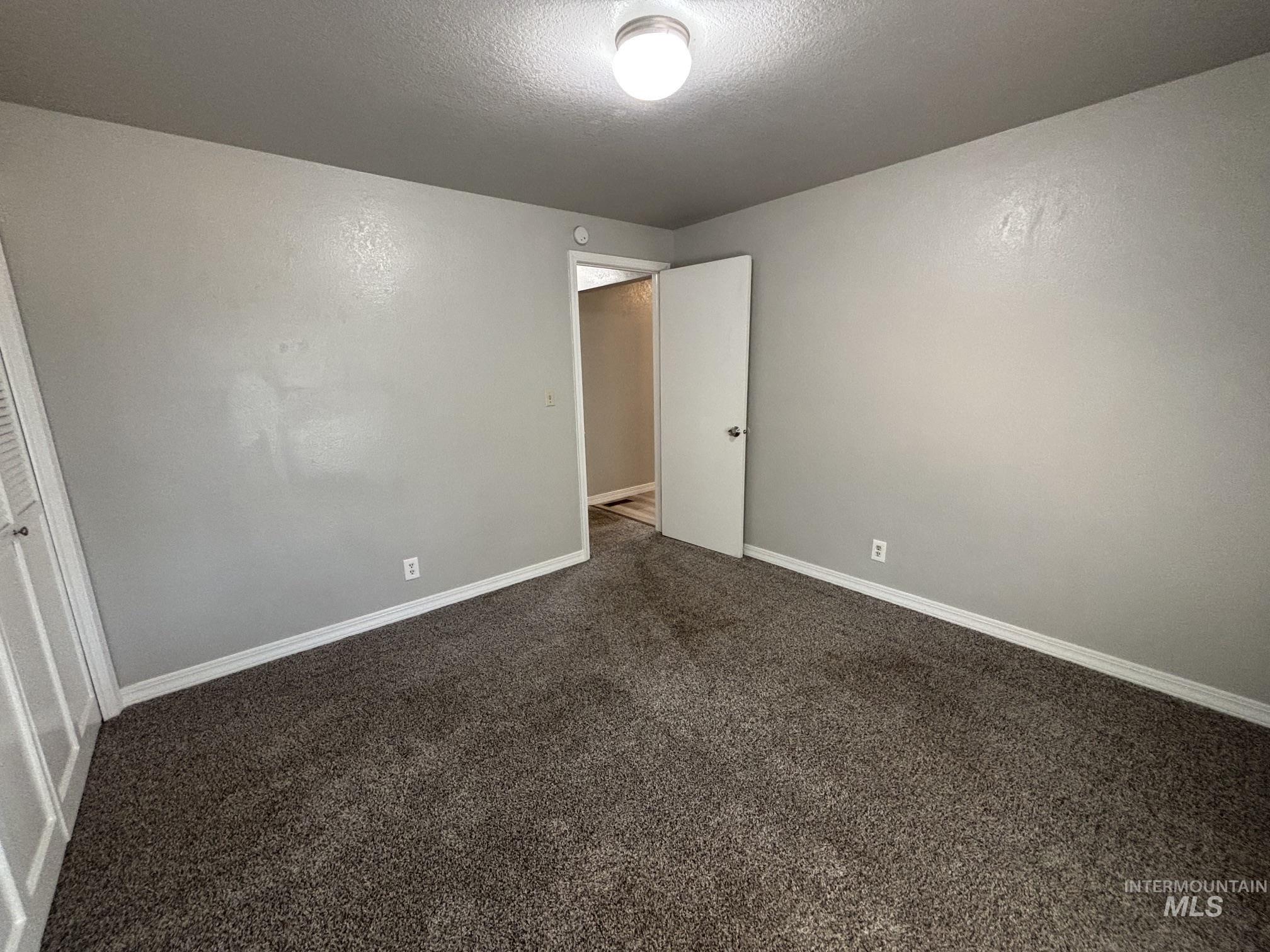 1876 W Malad Ln Property Photo 13