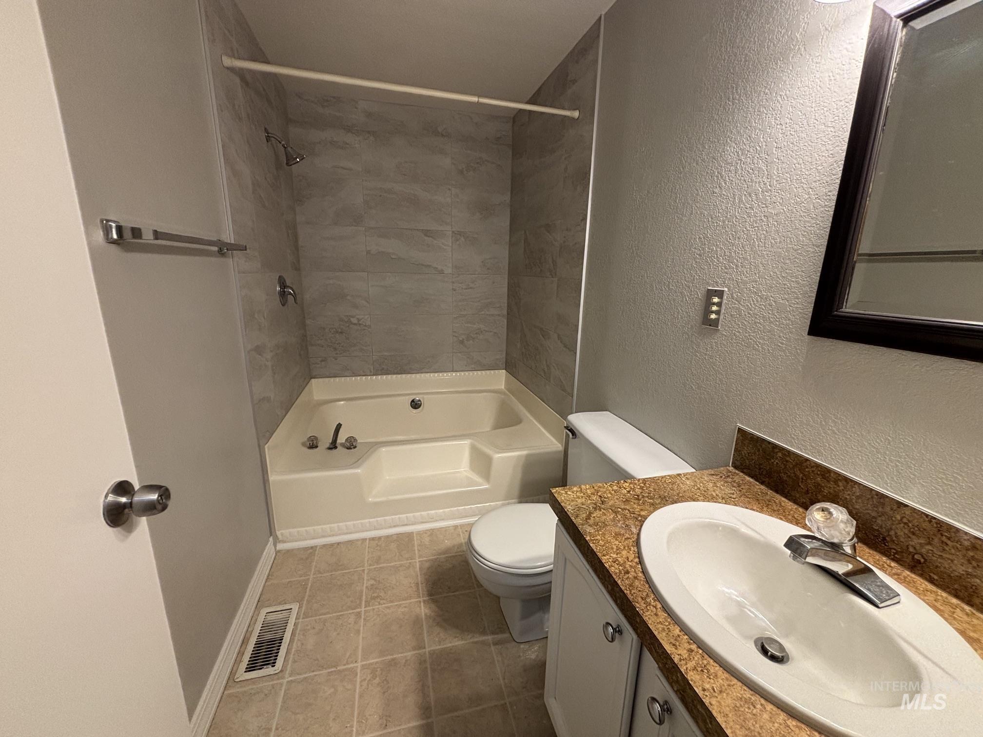 1876 W Malad Ln Property Photo 16