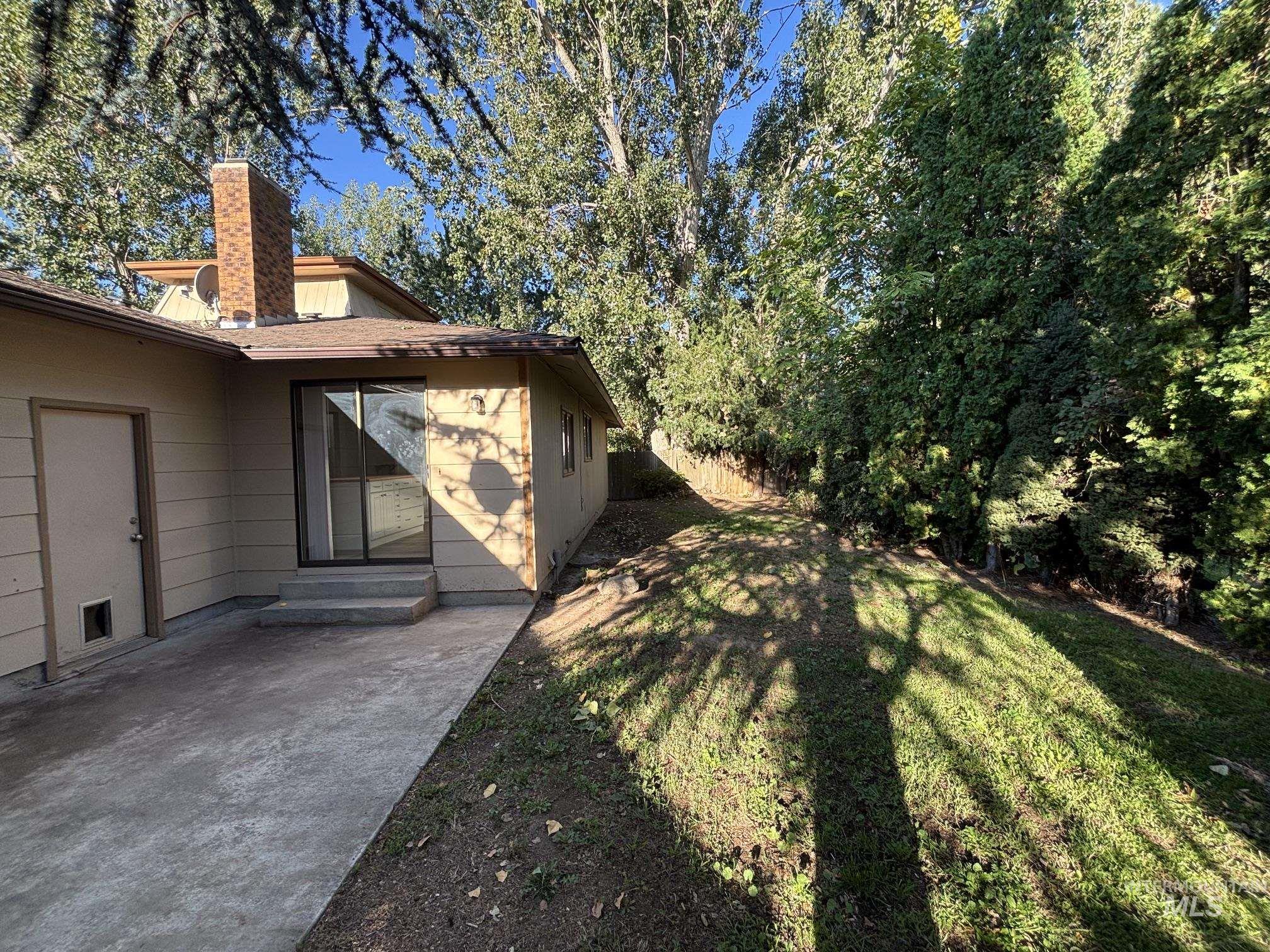 1876 W Malad Ln Property Photo 24