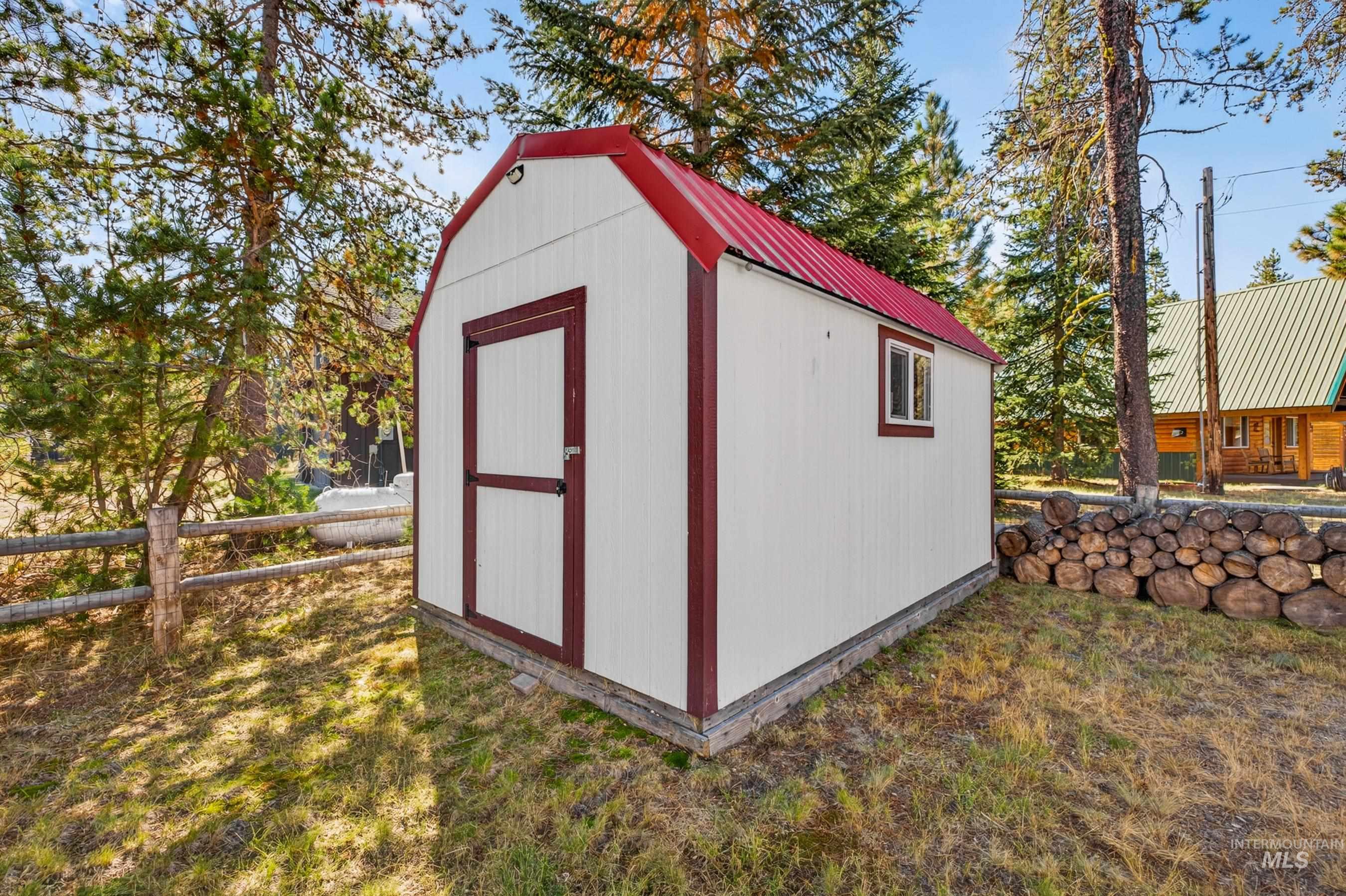 185 Deedee Property Photo 30
