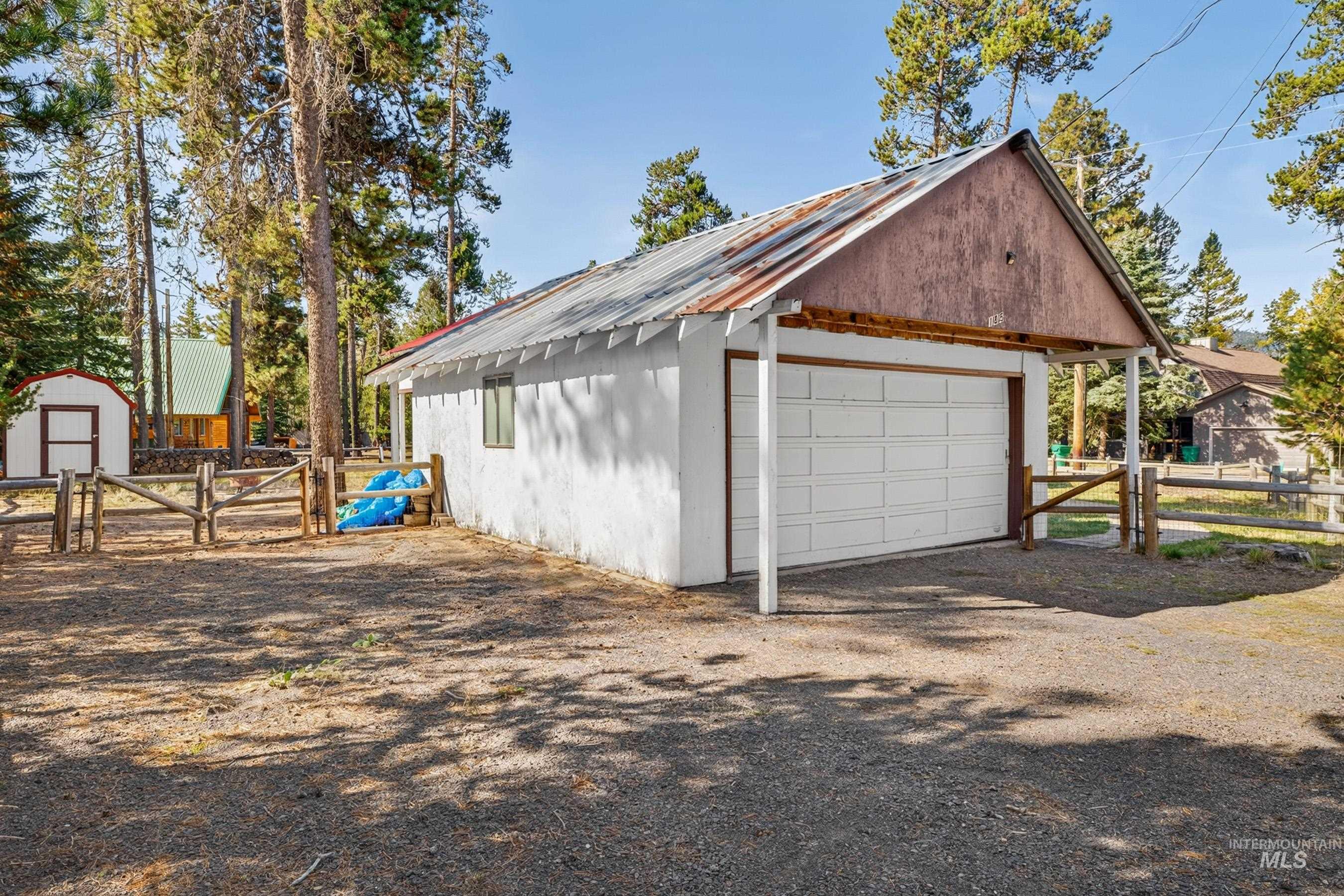 185 Deedee Property Photo 31