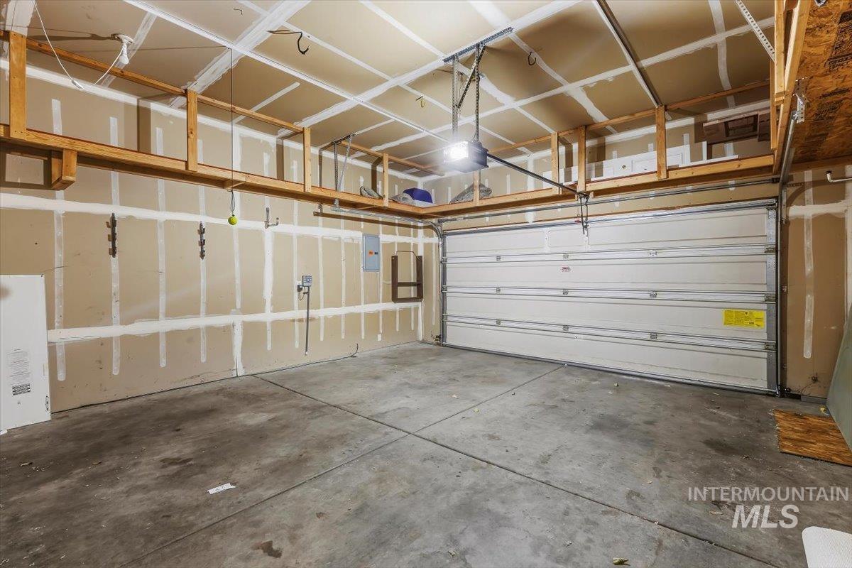 8883 W Dulcimer St. Property Photo 31