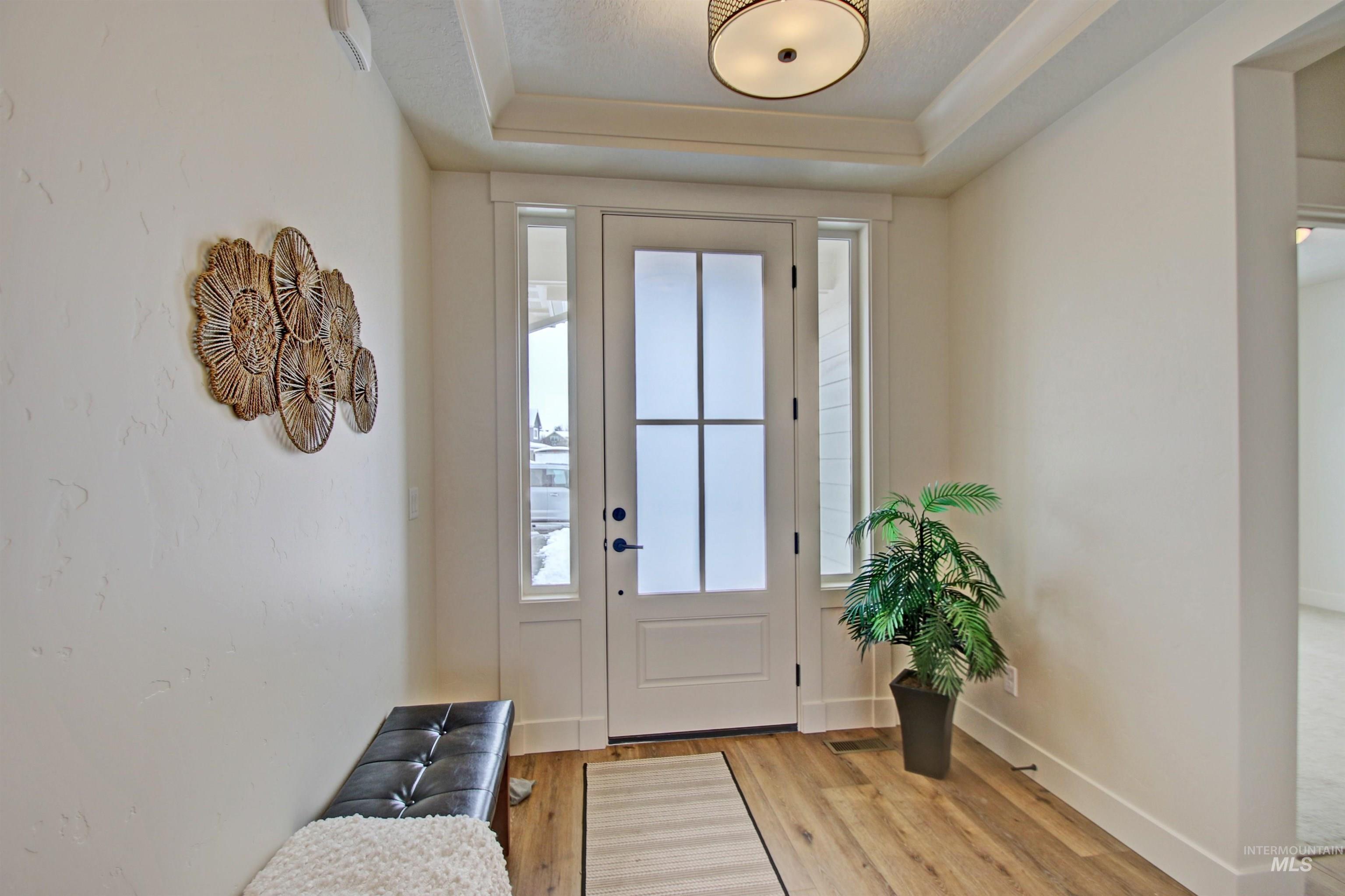 365 S Strut Way Property Photo 2