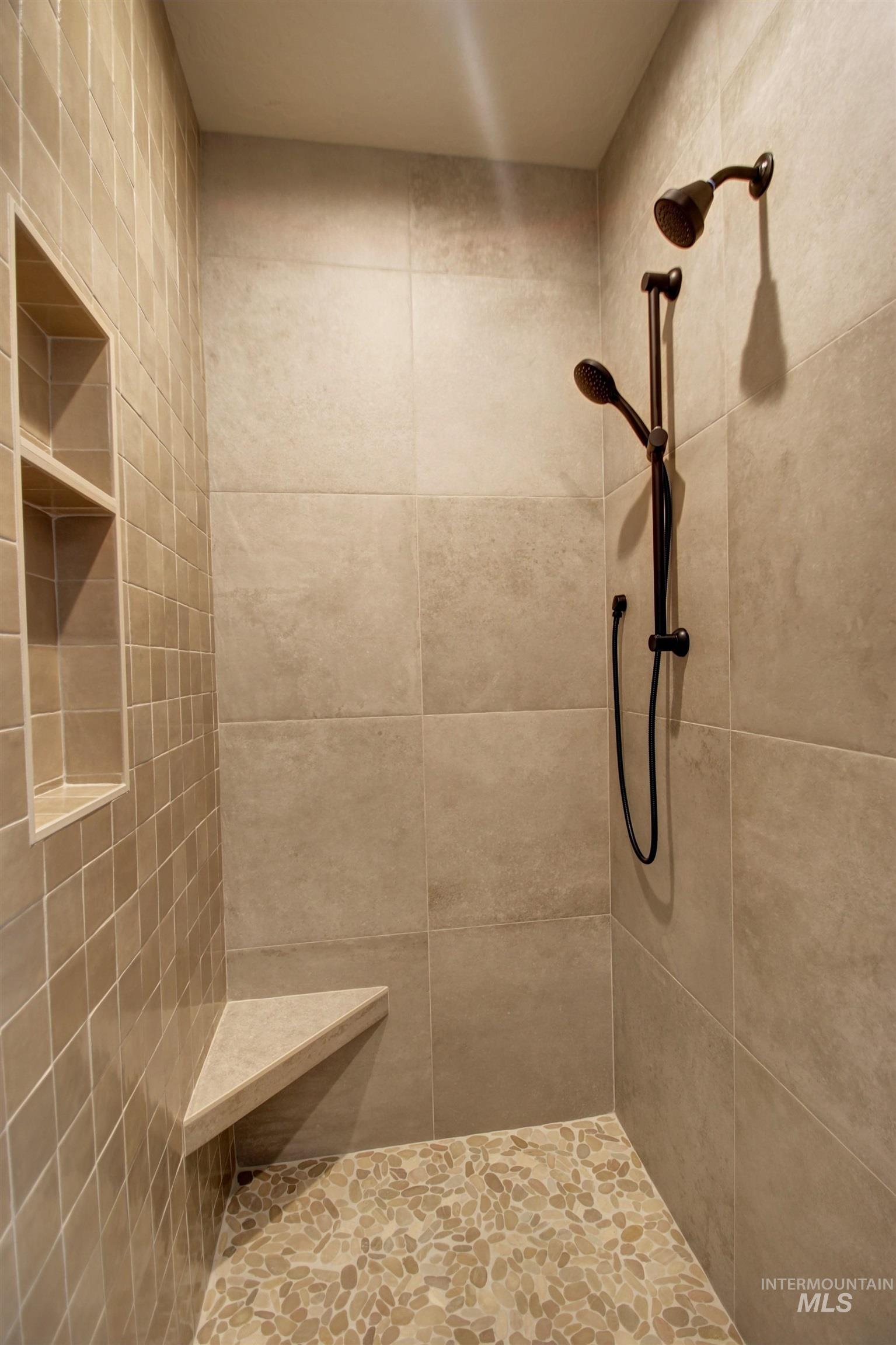 365 S Strut Way Property Photo 15