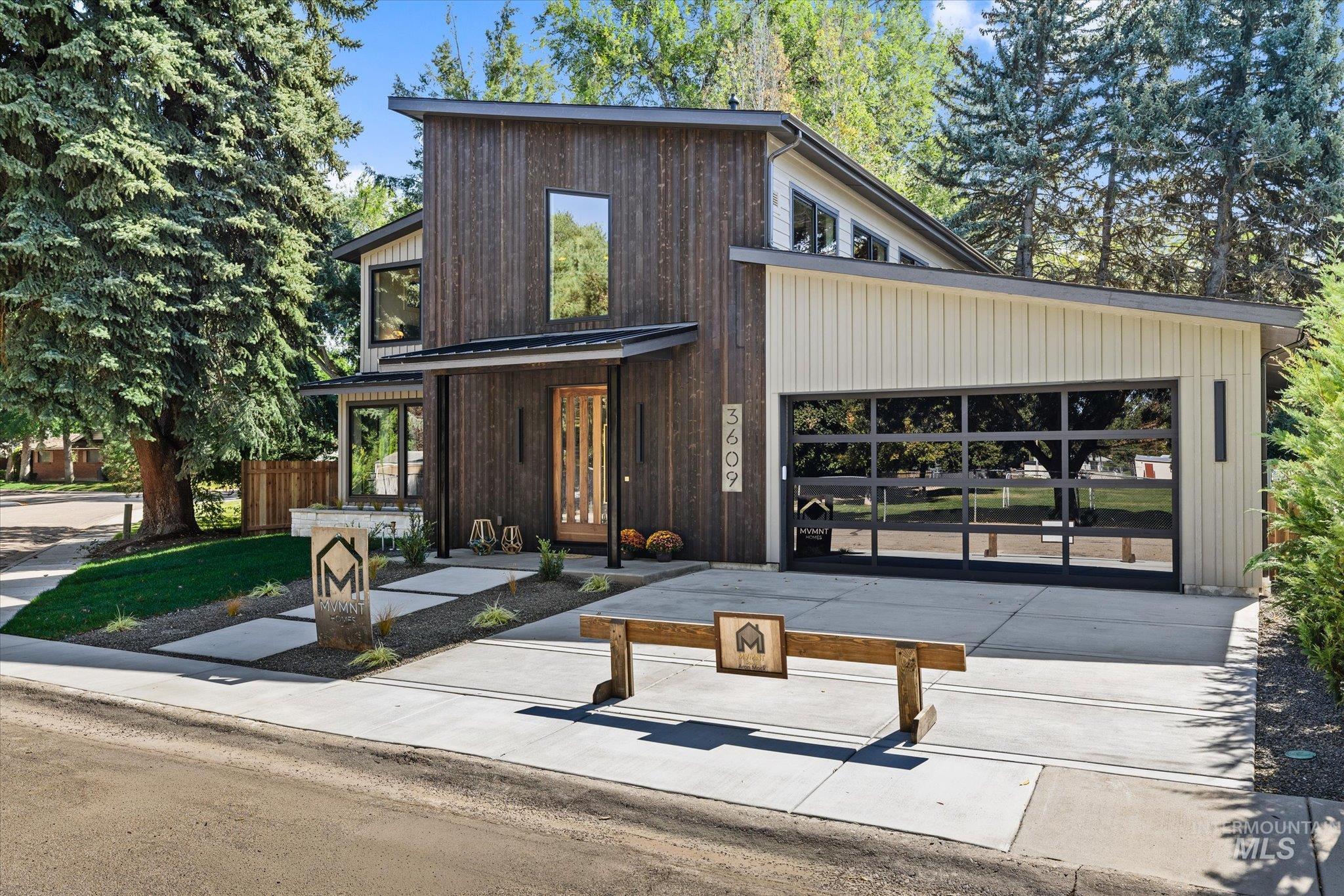 3609 Camas St. Property Photo 2