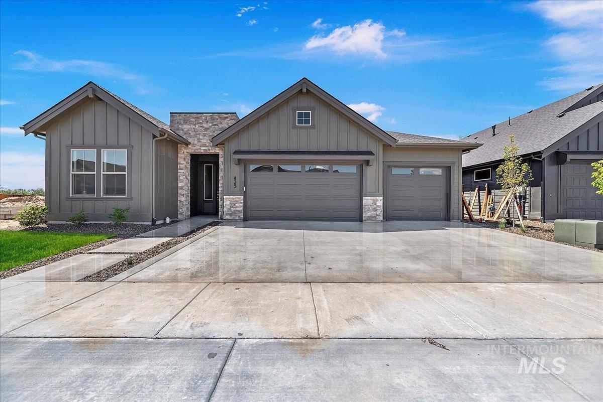 10876 W Barnbougle Ln Property Photo 1