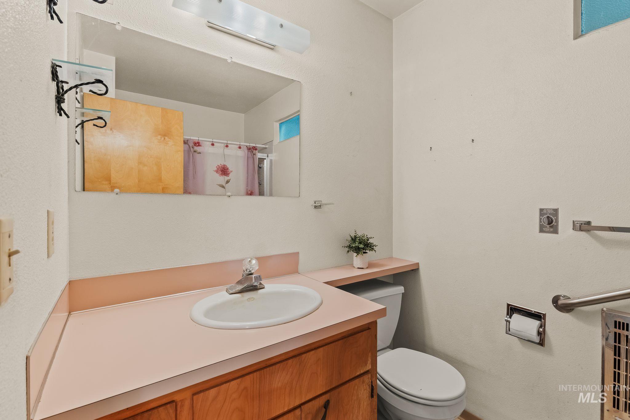 3224 8th Street E Property Photo 10