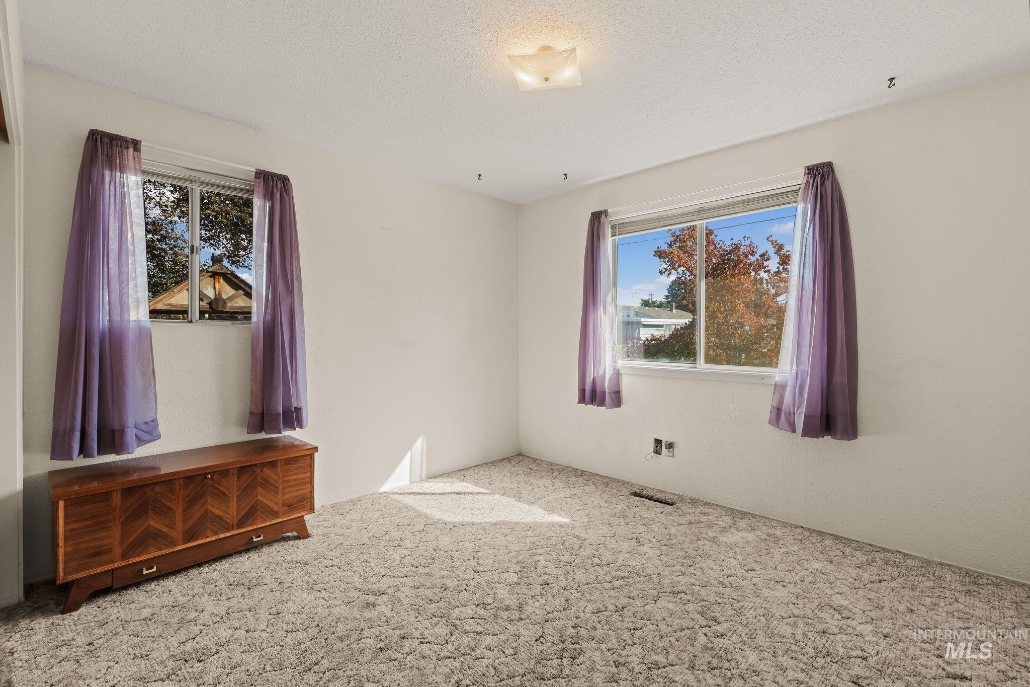 3224 8th Street E Property Photo 12