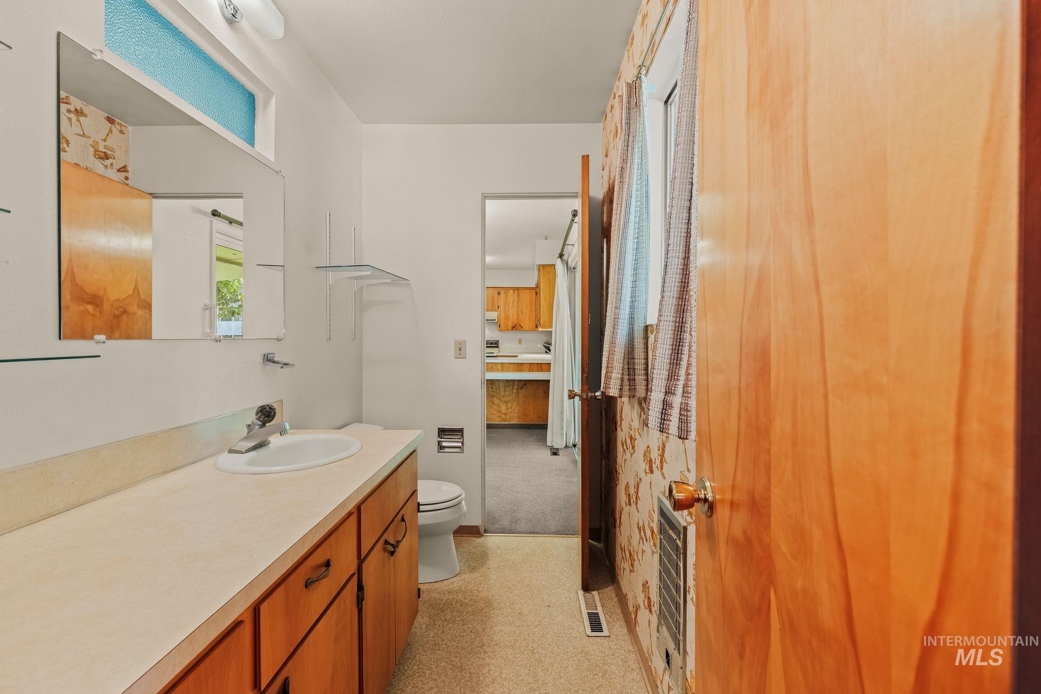 3224 8th Street E Property Photo 16