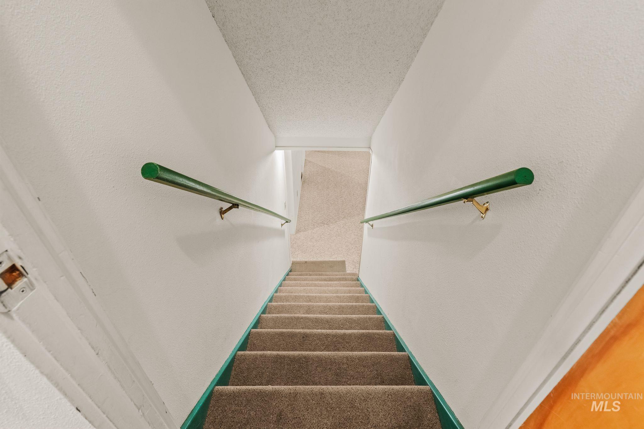 3224 8th Street E Property Photo 17
