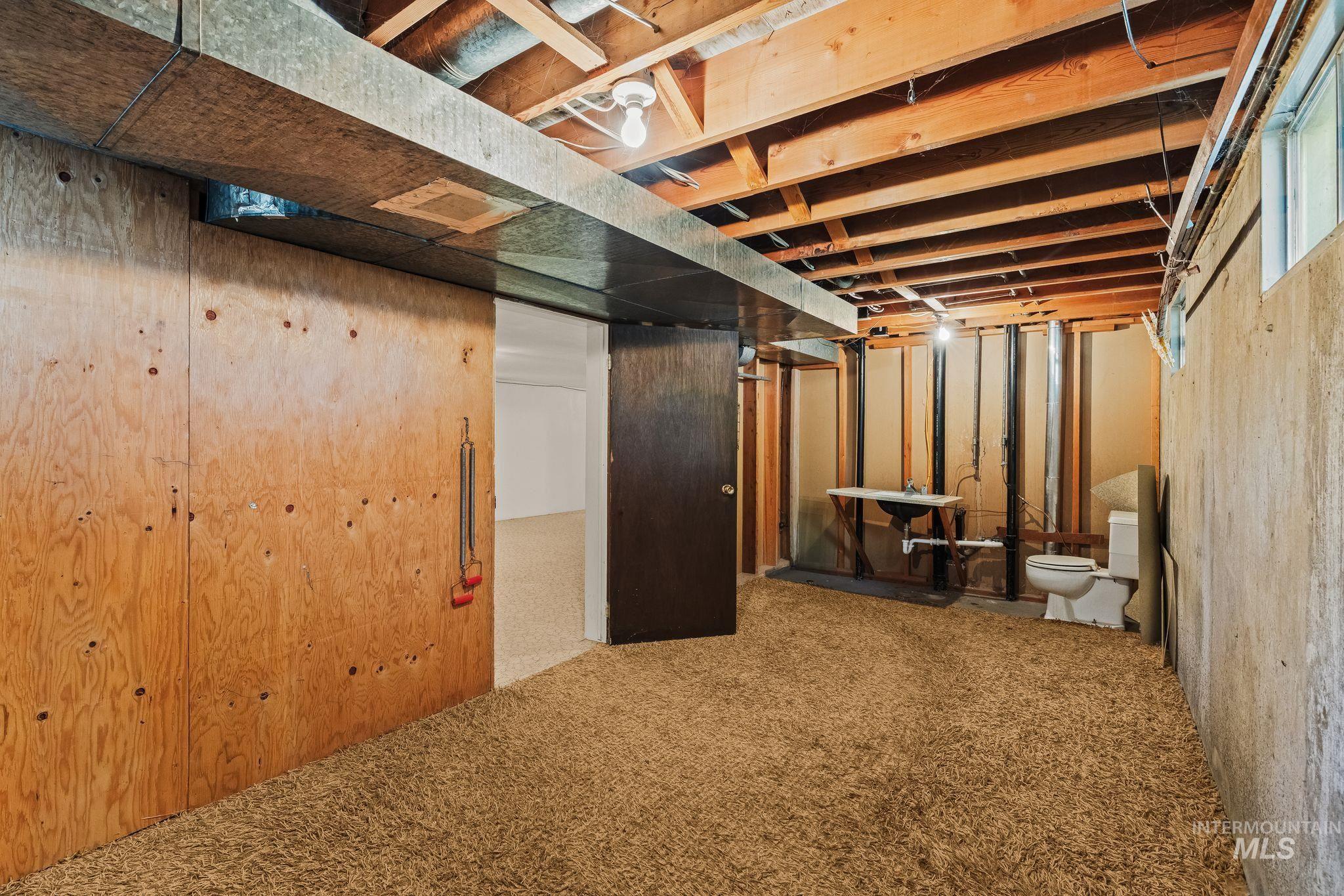 3224 8th Street E Property Photo 24