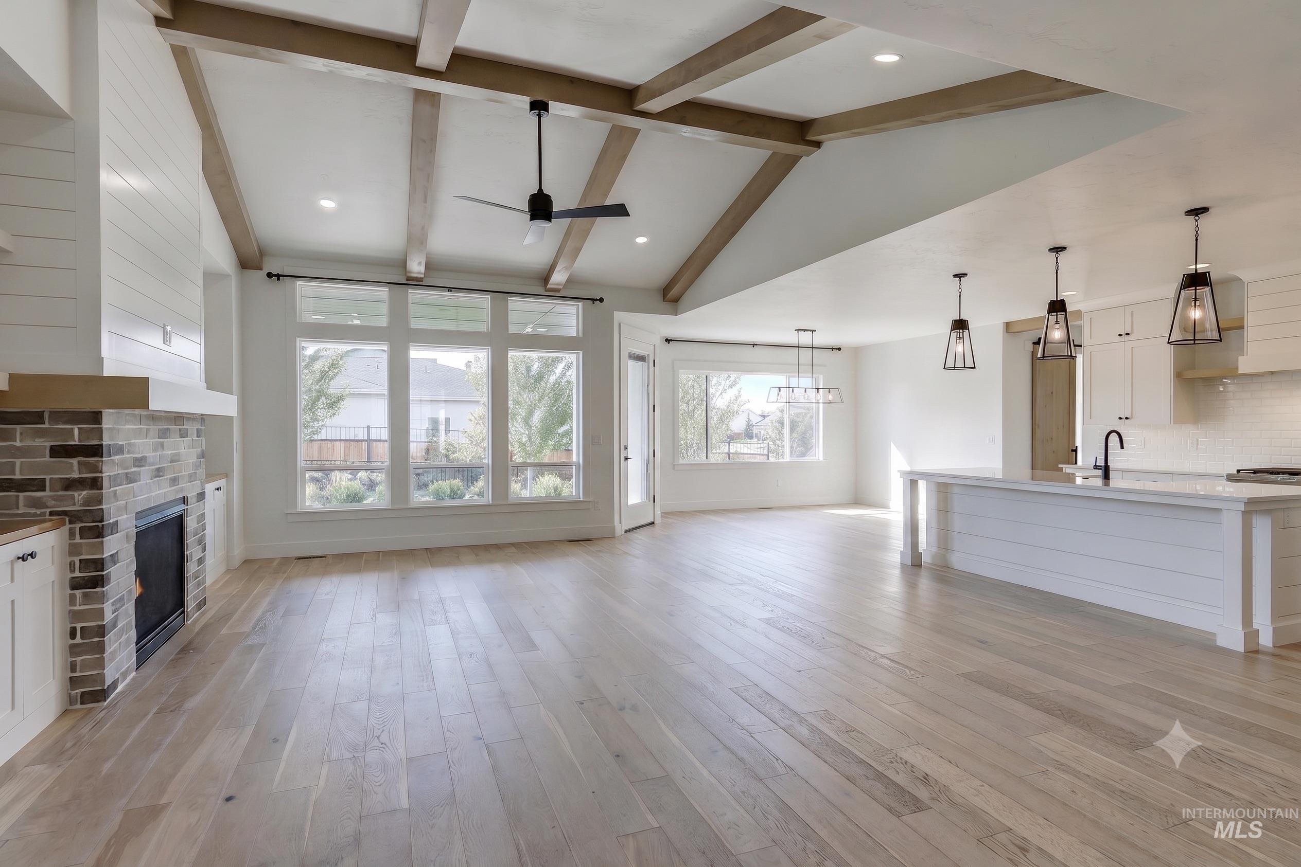 7655 W Meltwater Ln Property Photo 6