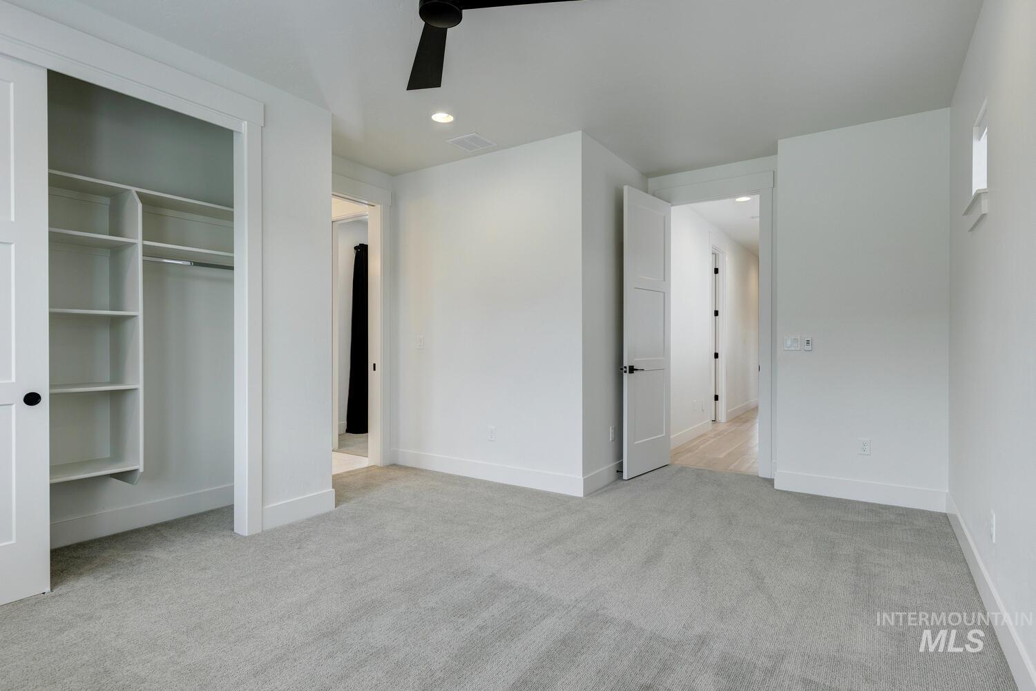 7655 W Meltwater Ln Property Photo 28