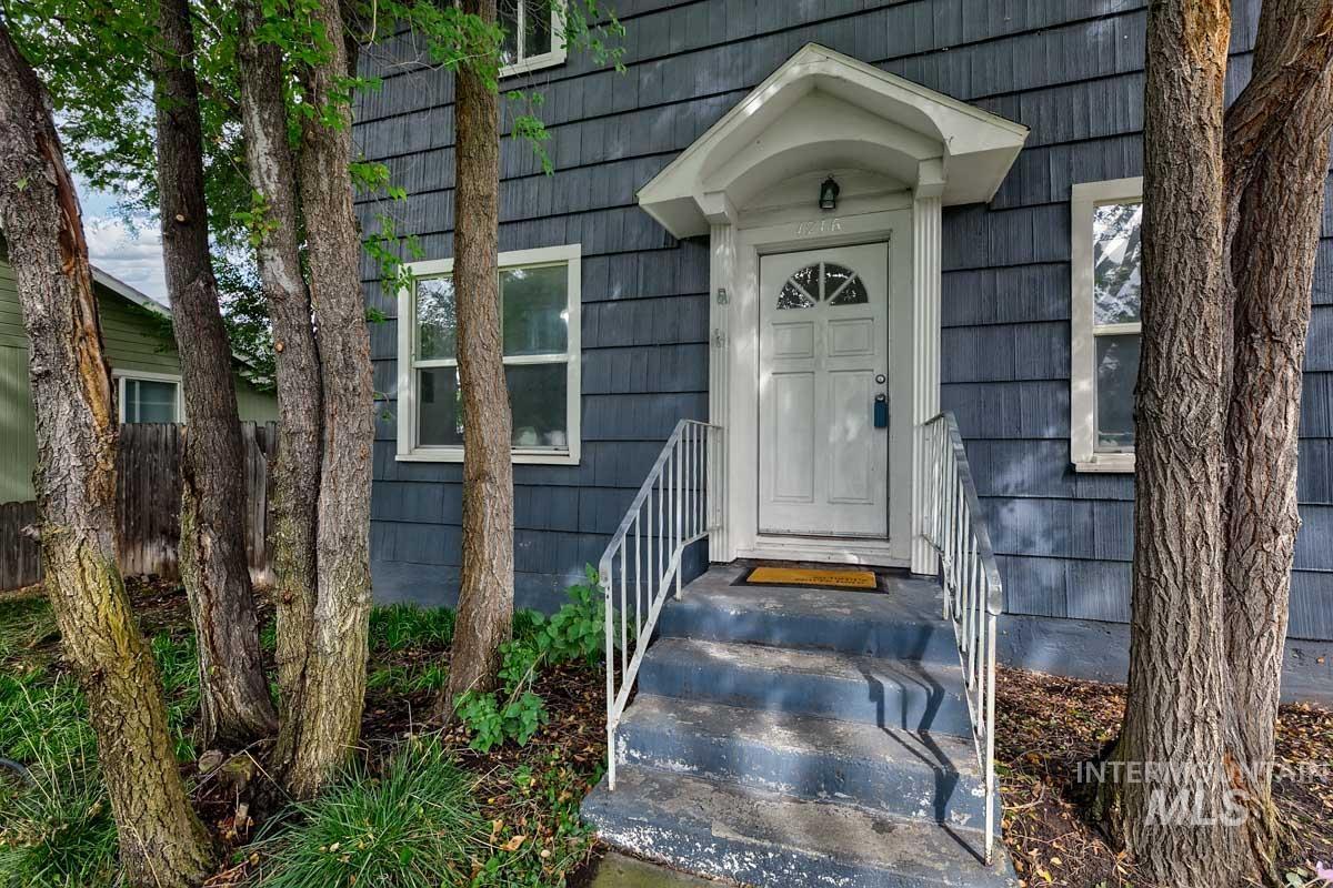 1216 W Dundee St Property Photo 1