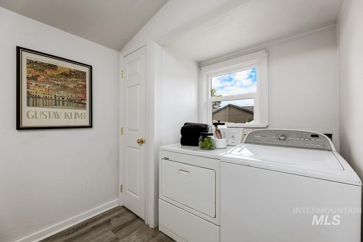 1216 W Dundee St Property Photo 18